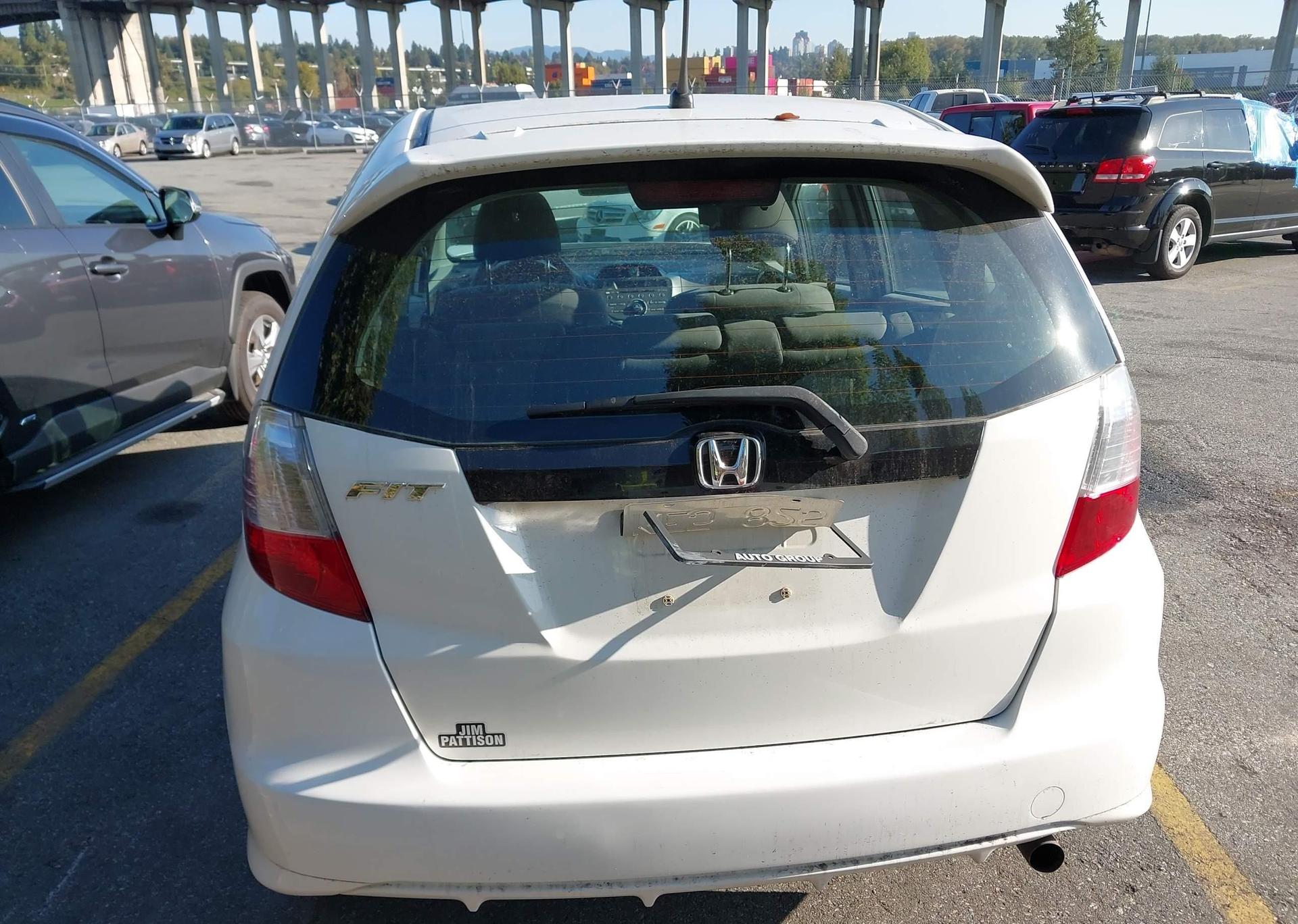 2010 HONDA FIT