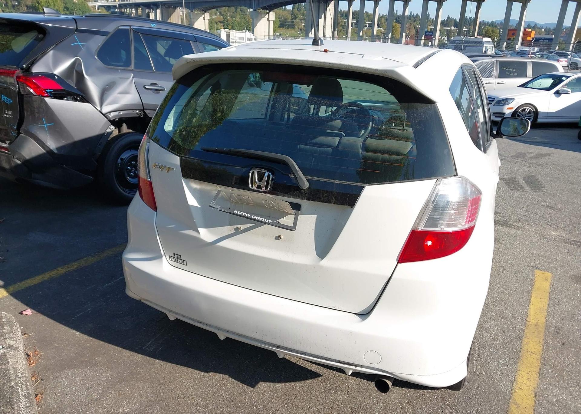 2010 HONDA FIT