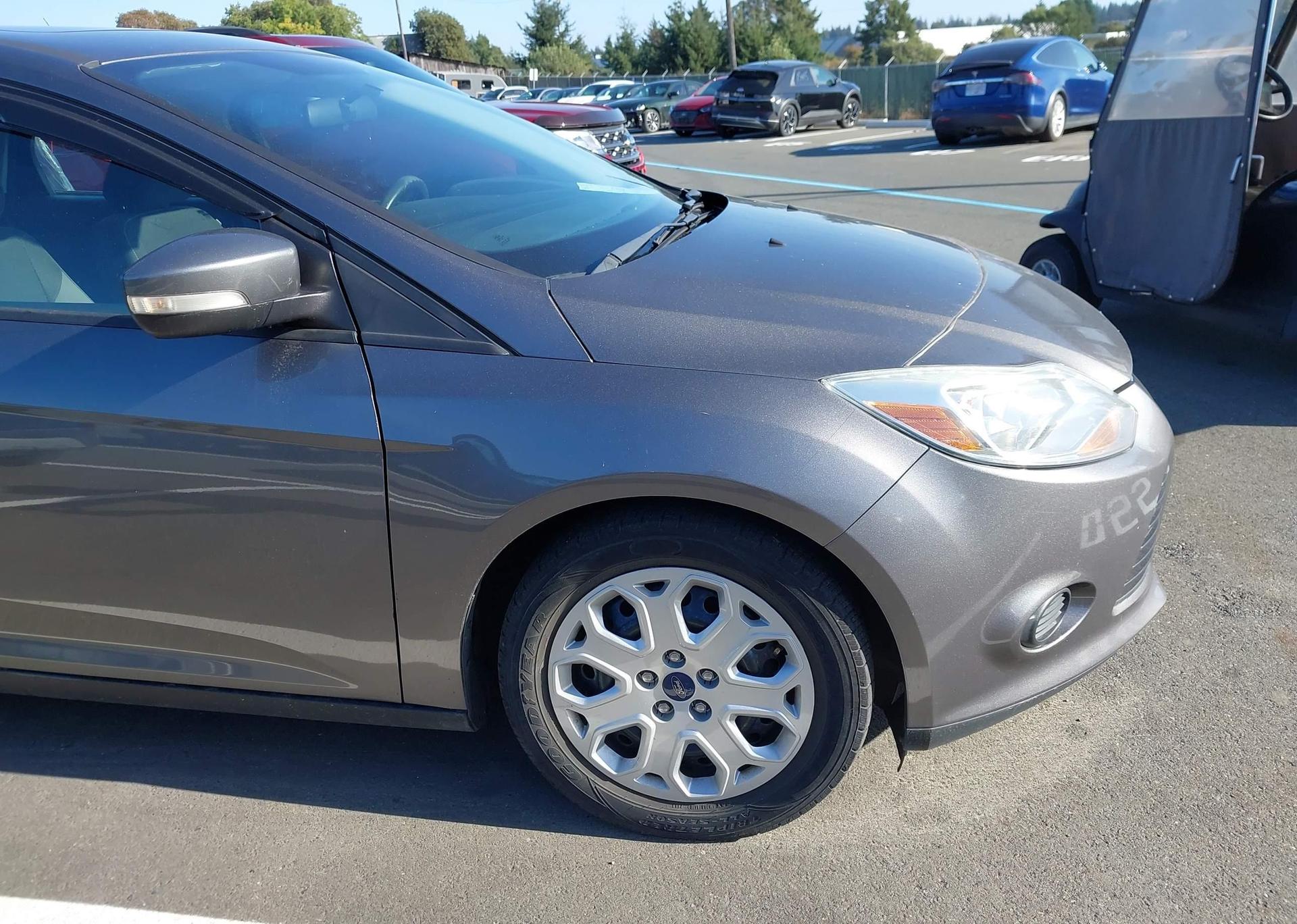 2014 FORD FOCUS SE