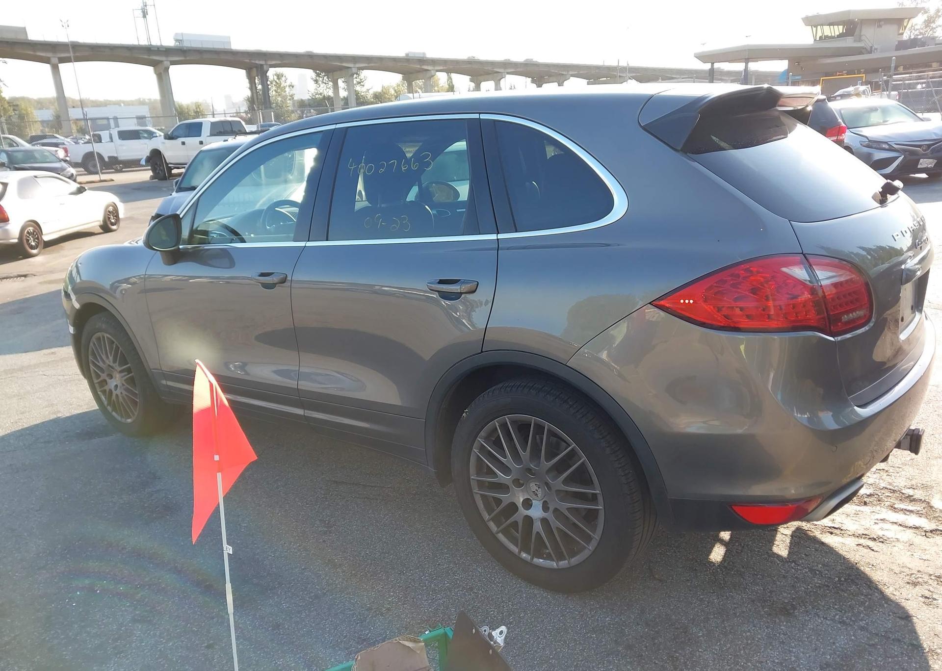 2011 PORSCHE CAYENNE S