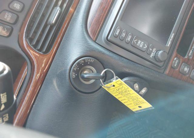 2004 CADILLAC SEVILLE STS