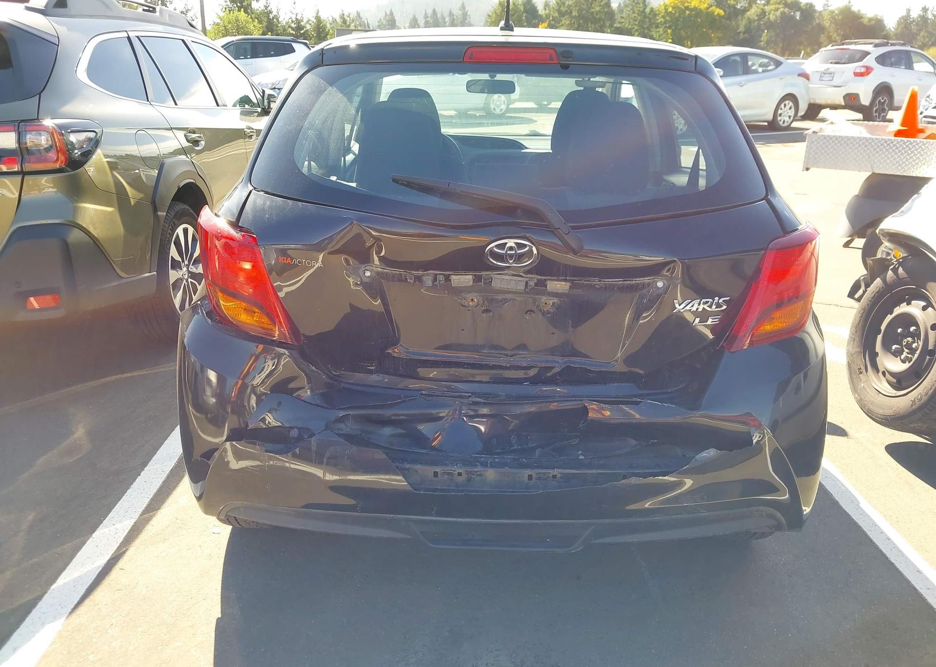 2015 TOYOTA YARIS