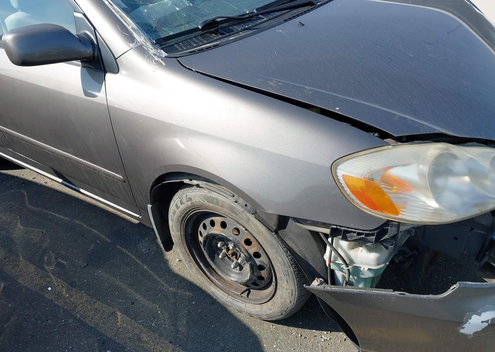 2003 TOYOTA COROLLA CE