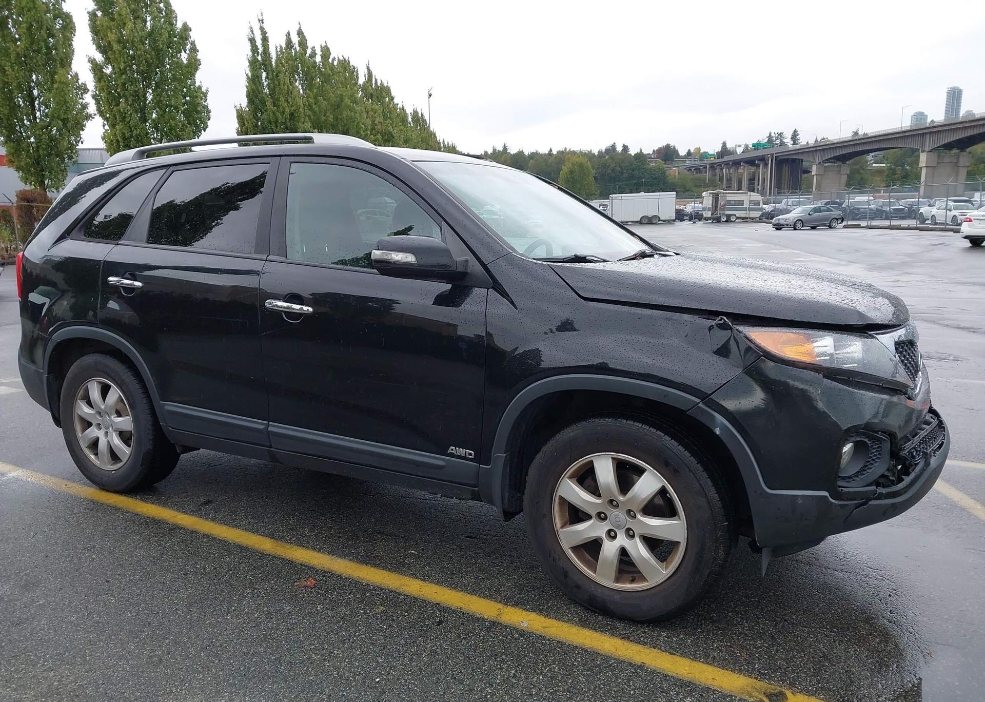 2012 KIA SORENTO LX