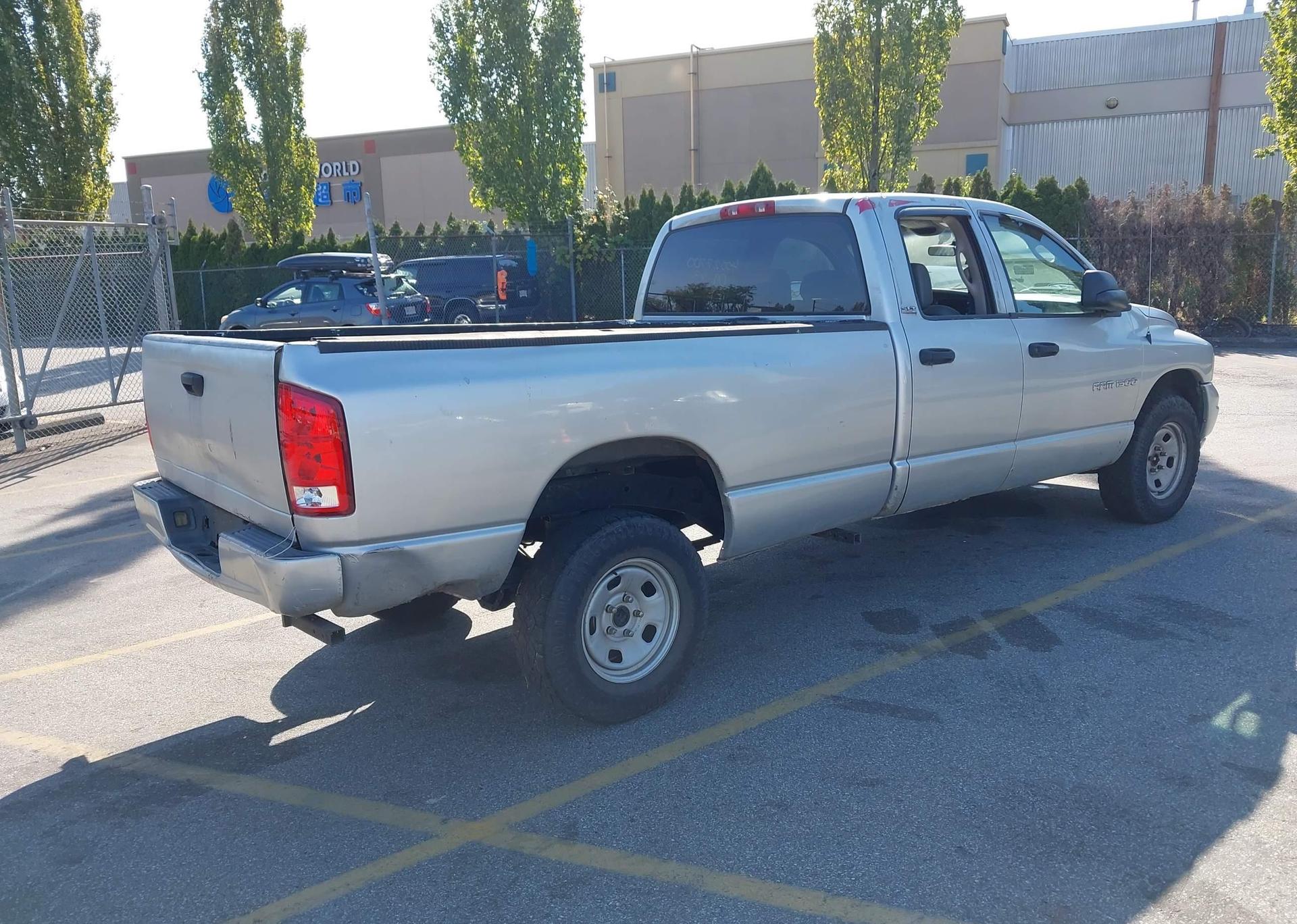 2003 DODGE RAM 1500 ST