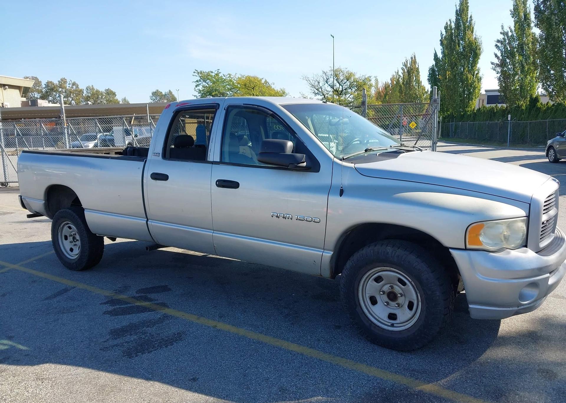 2003 DODGE RAM 1500 ST