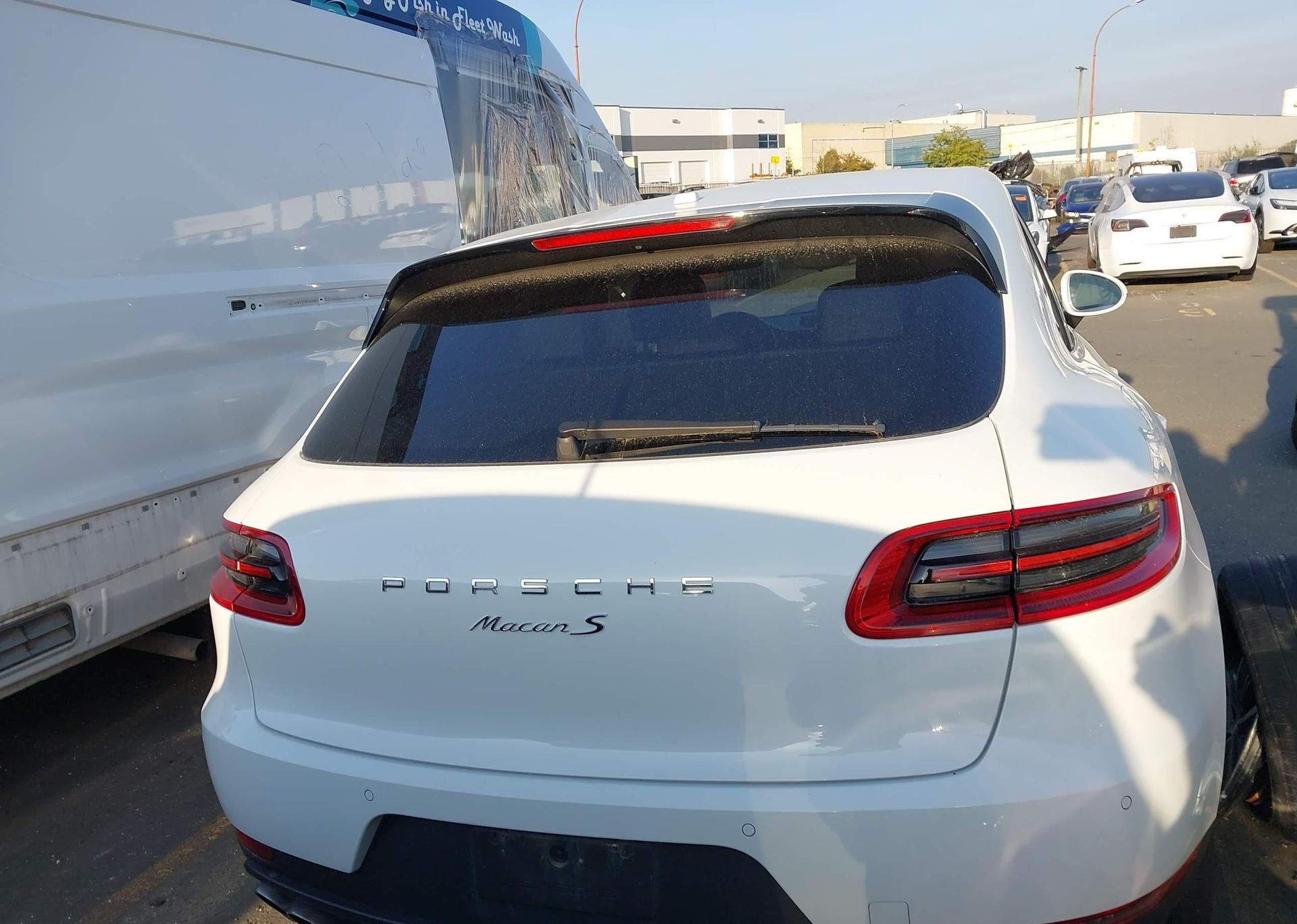 2017 PORSCHE MACAN S