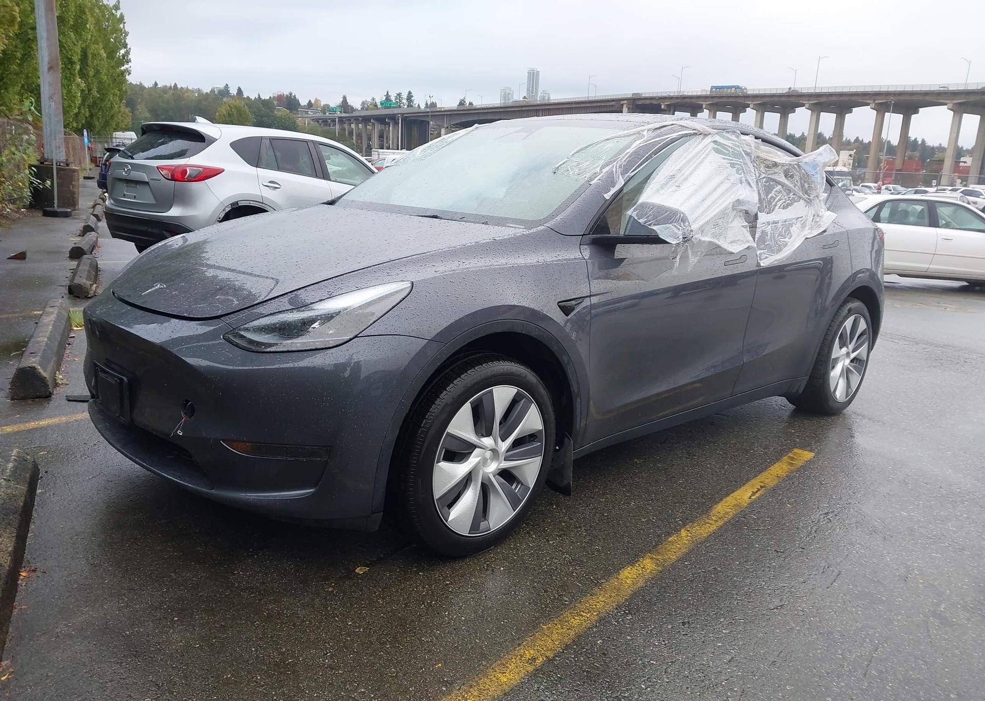 2023 TESLA MODEL Y