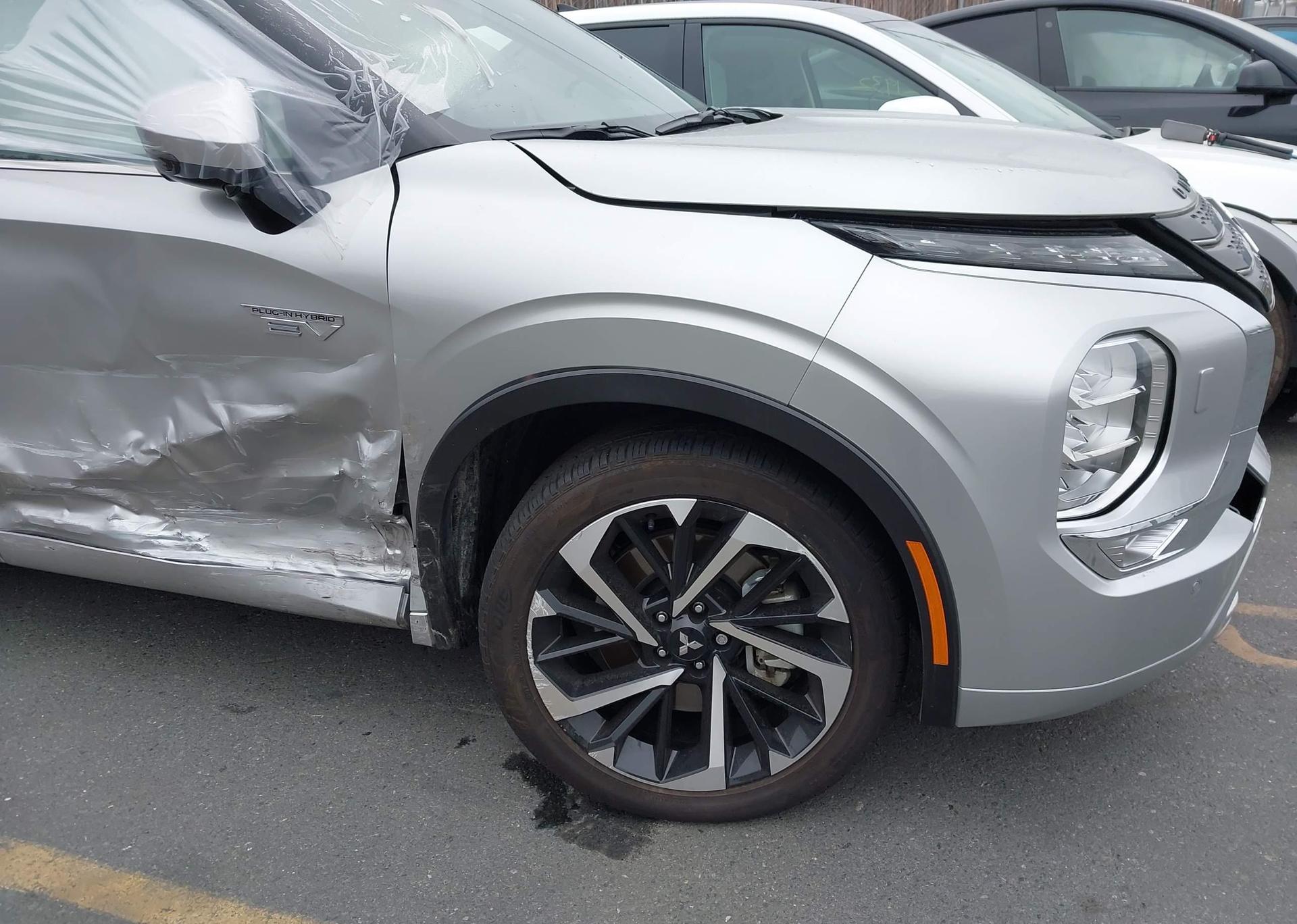 2025 MITSUBISHI OUTLANDER SEL
