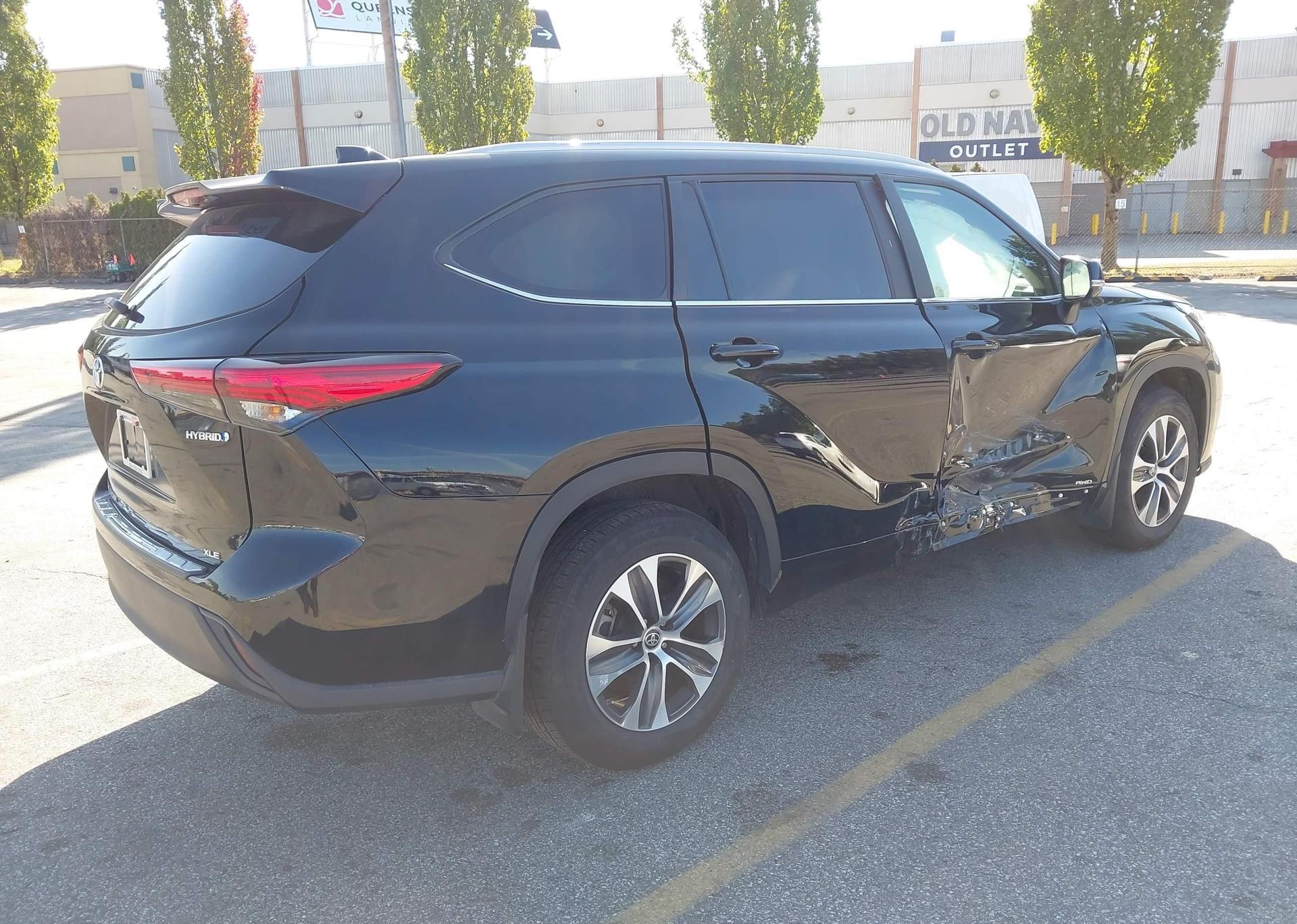 2023 TOYOTA HIGHLANDER HYBRID XLE