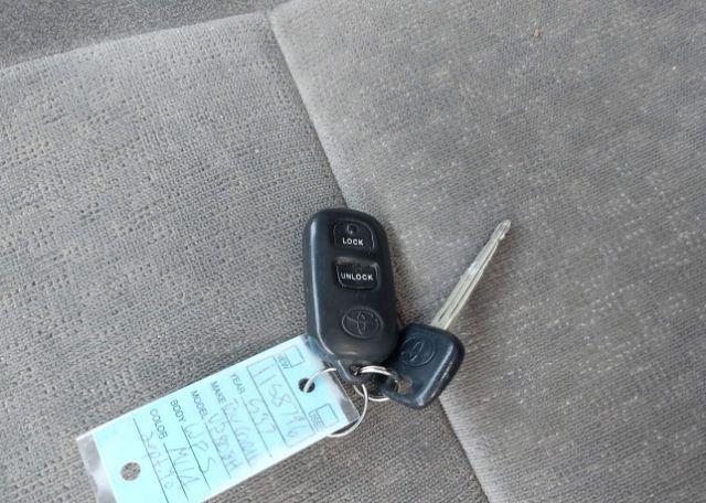 2003 TOYOTA COROLLA CE