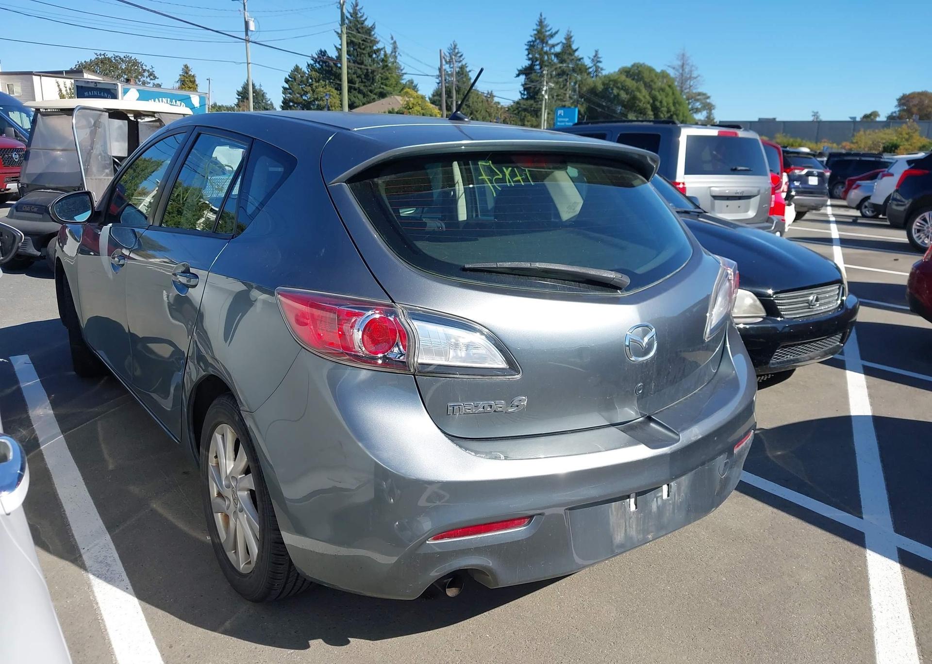 2012 MAZDA 3 I