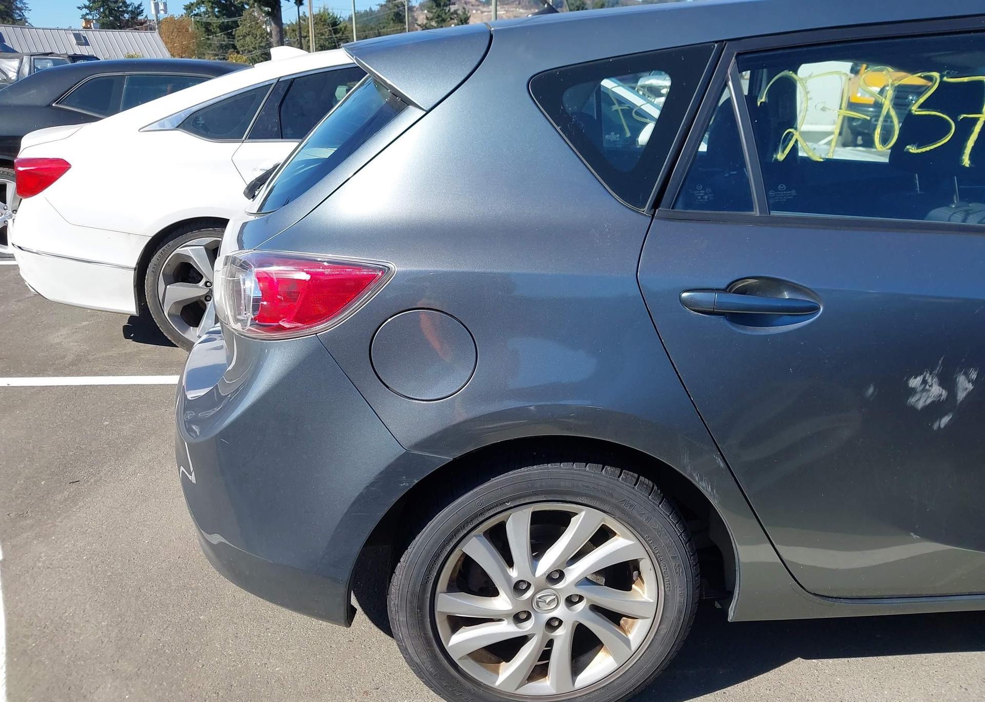 2012 MAZDA 3 I