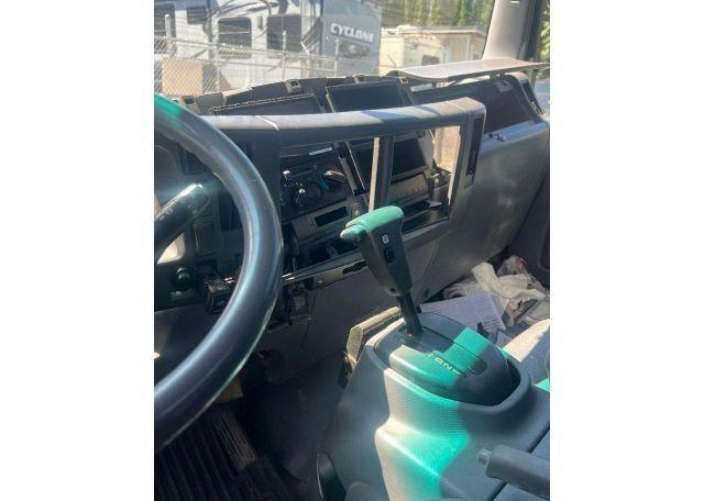 2012 ISUZU NQR