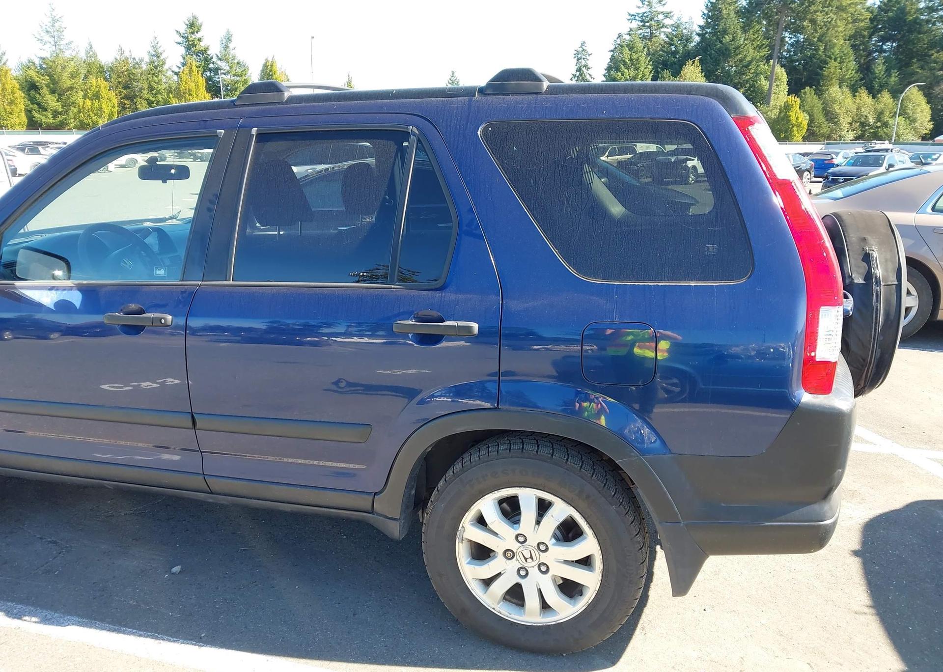 2005 HONDA CR-V