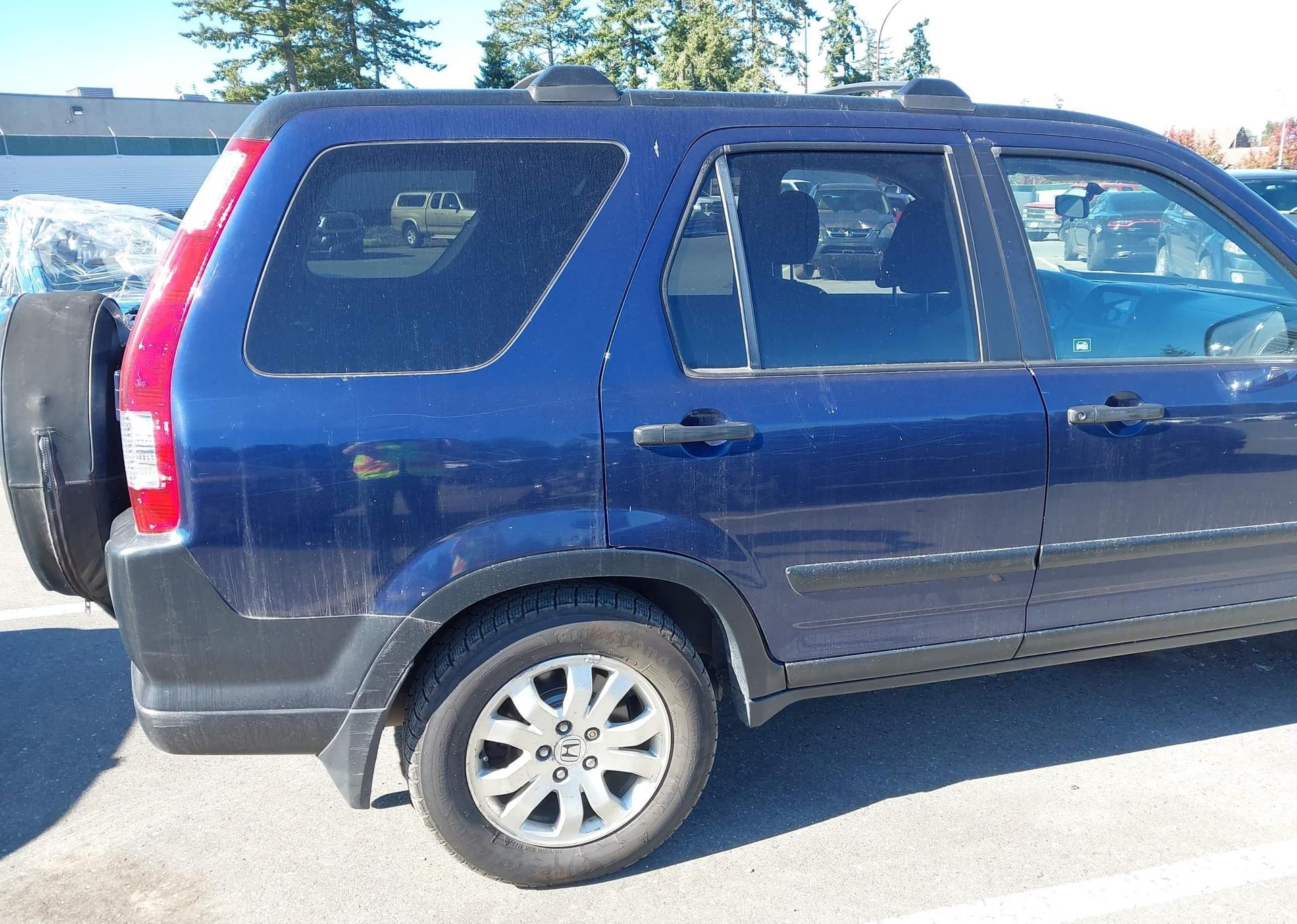 2005 HONDA CR-V