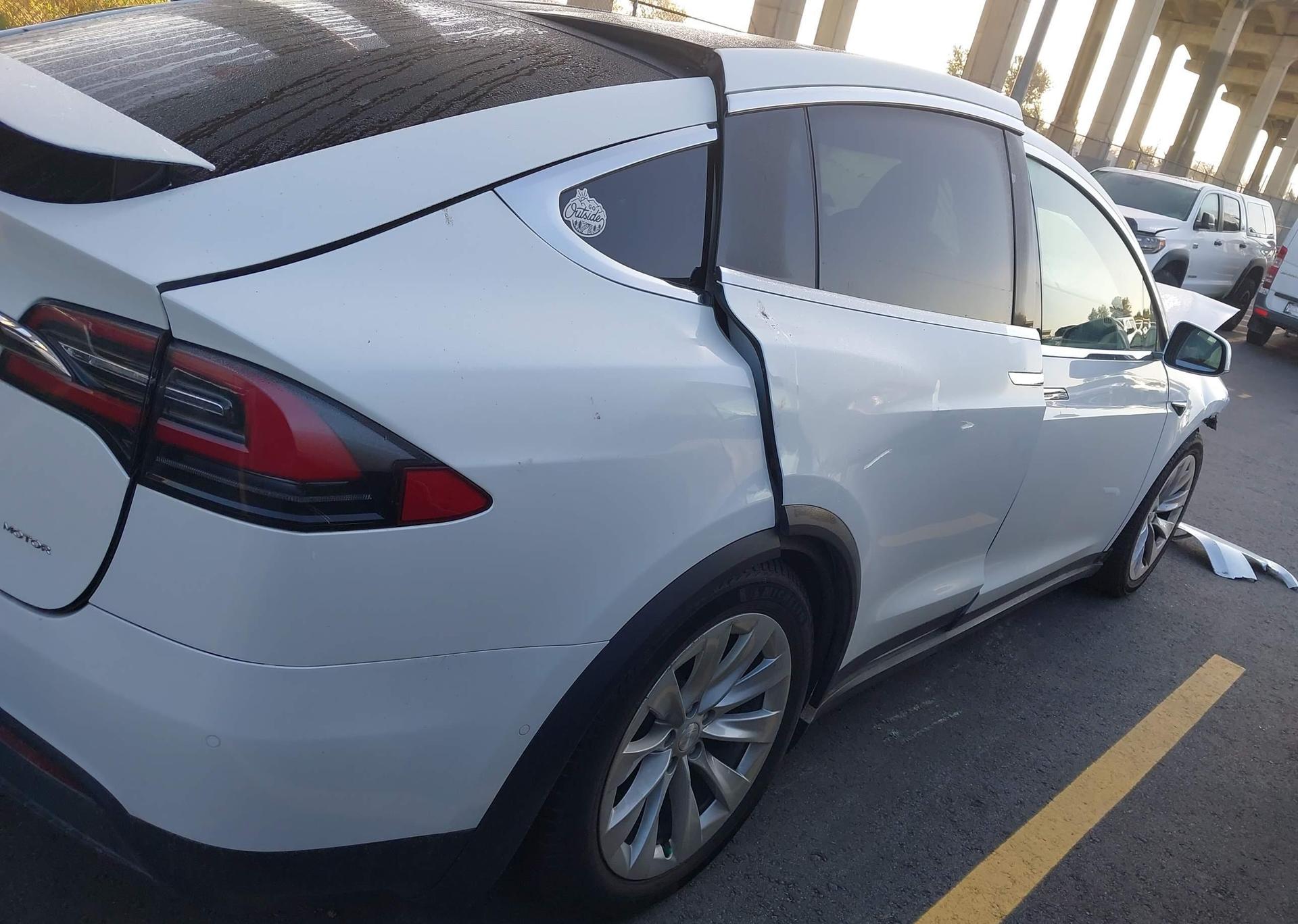2020 TESLA MODEL X