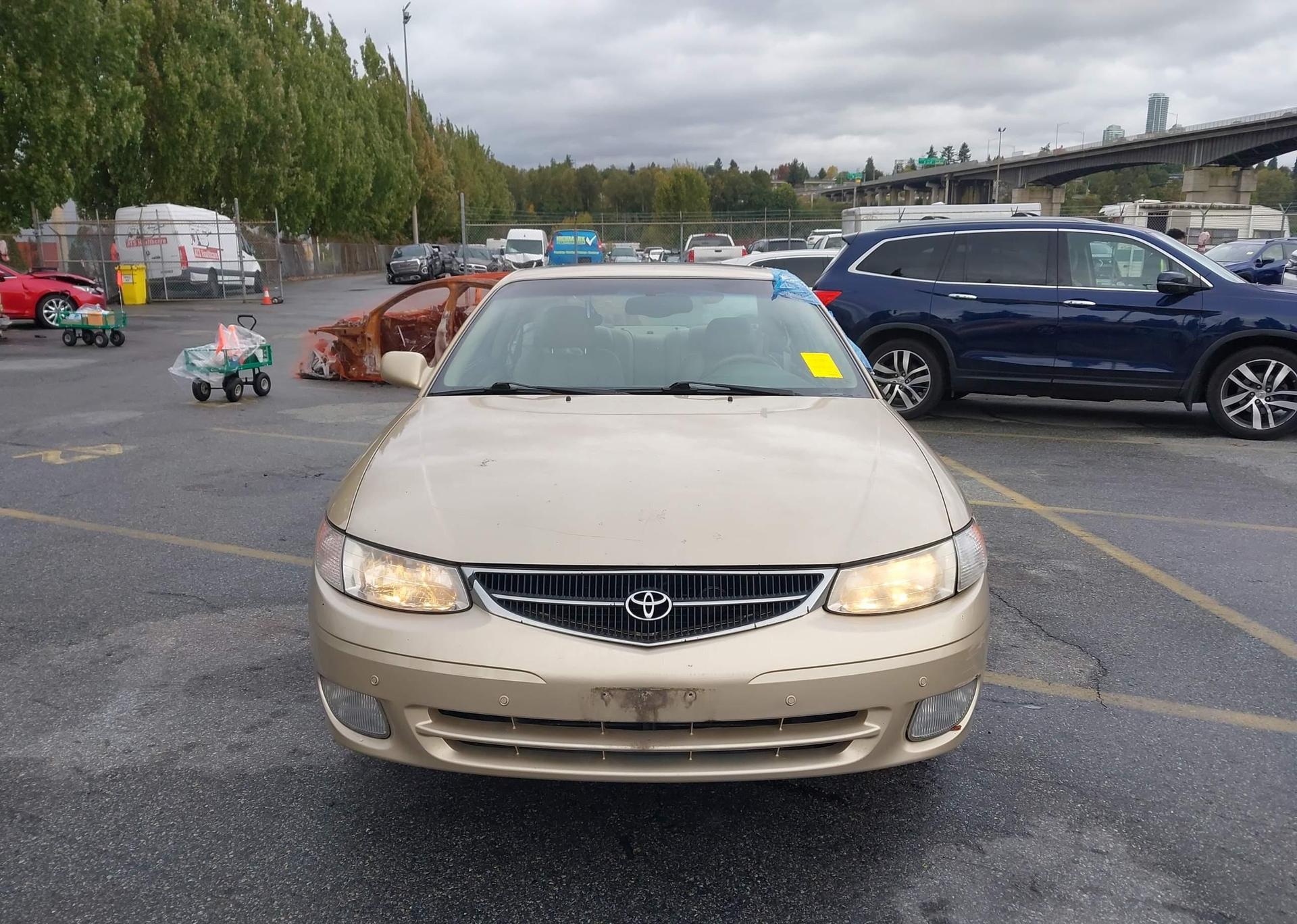 2000 TOYOTA CAMRY
