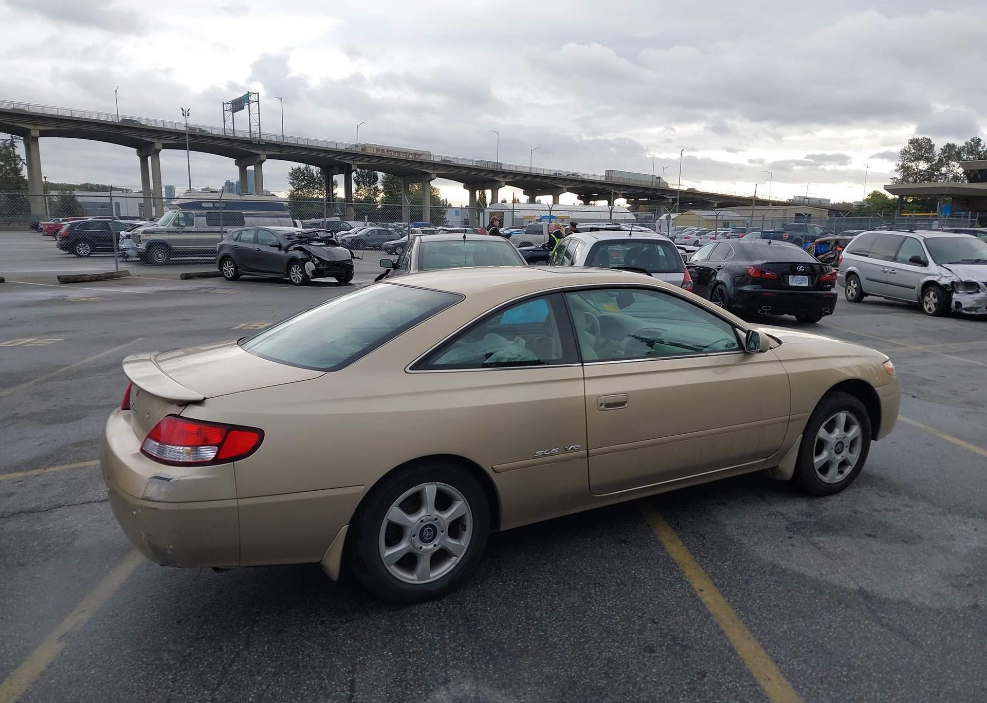 2000 TOYOTA CAMRY