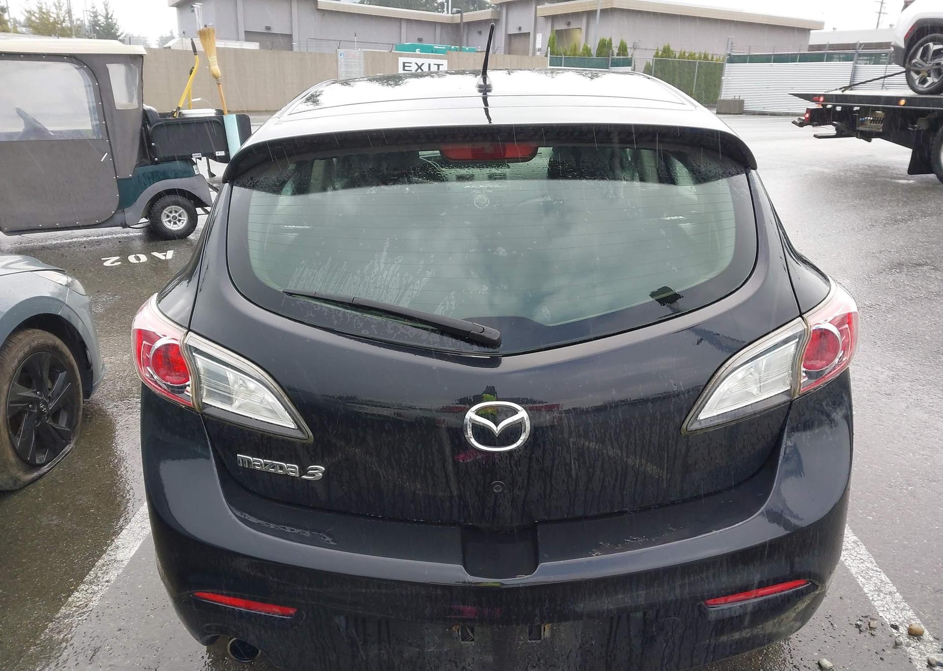 2010 MAZDA MAZDA3 GX