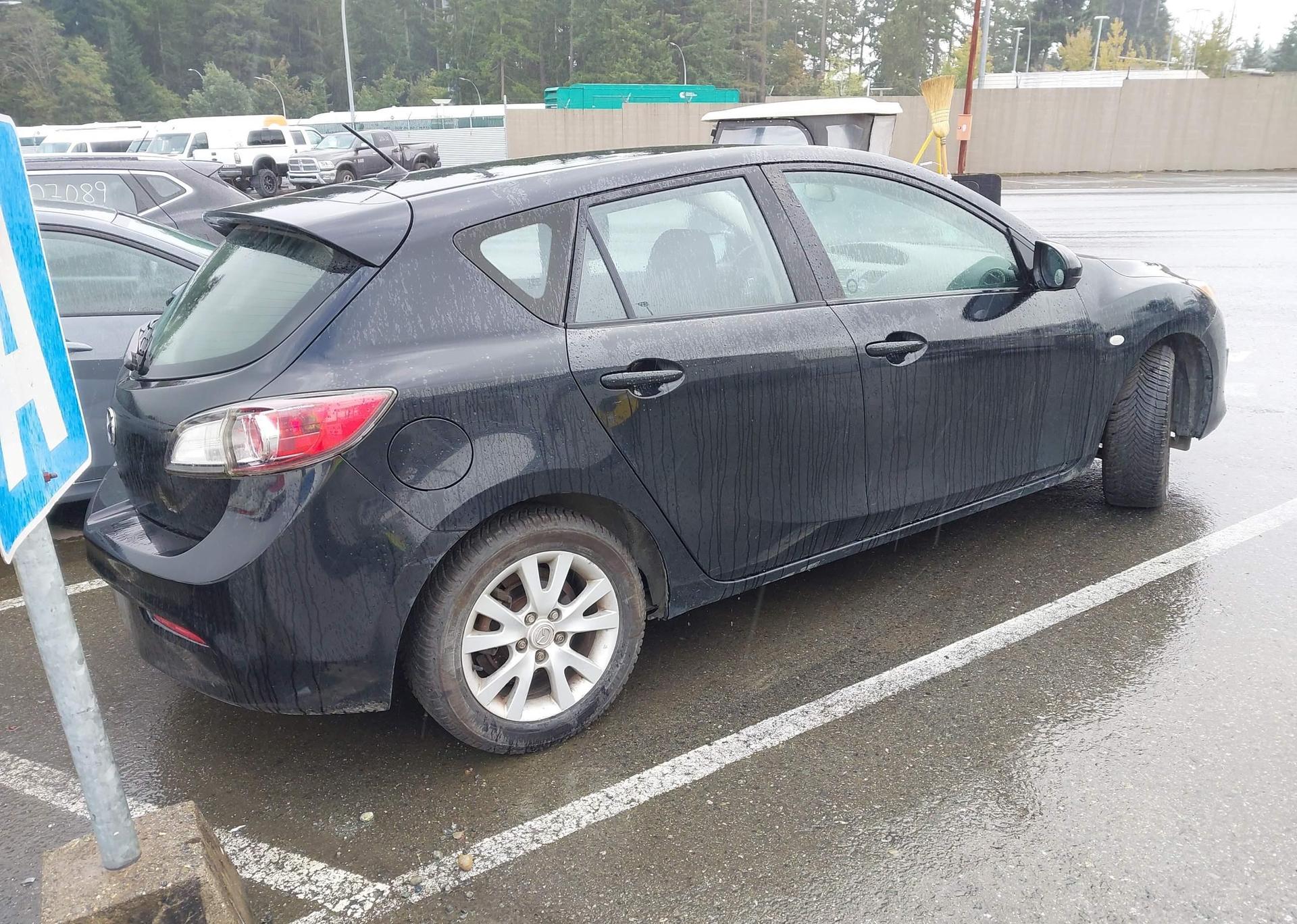 2010 MAZDA MAZDA3 GX