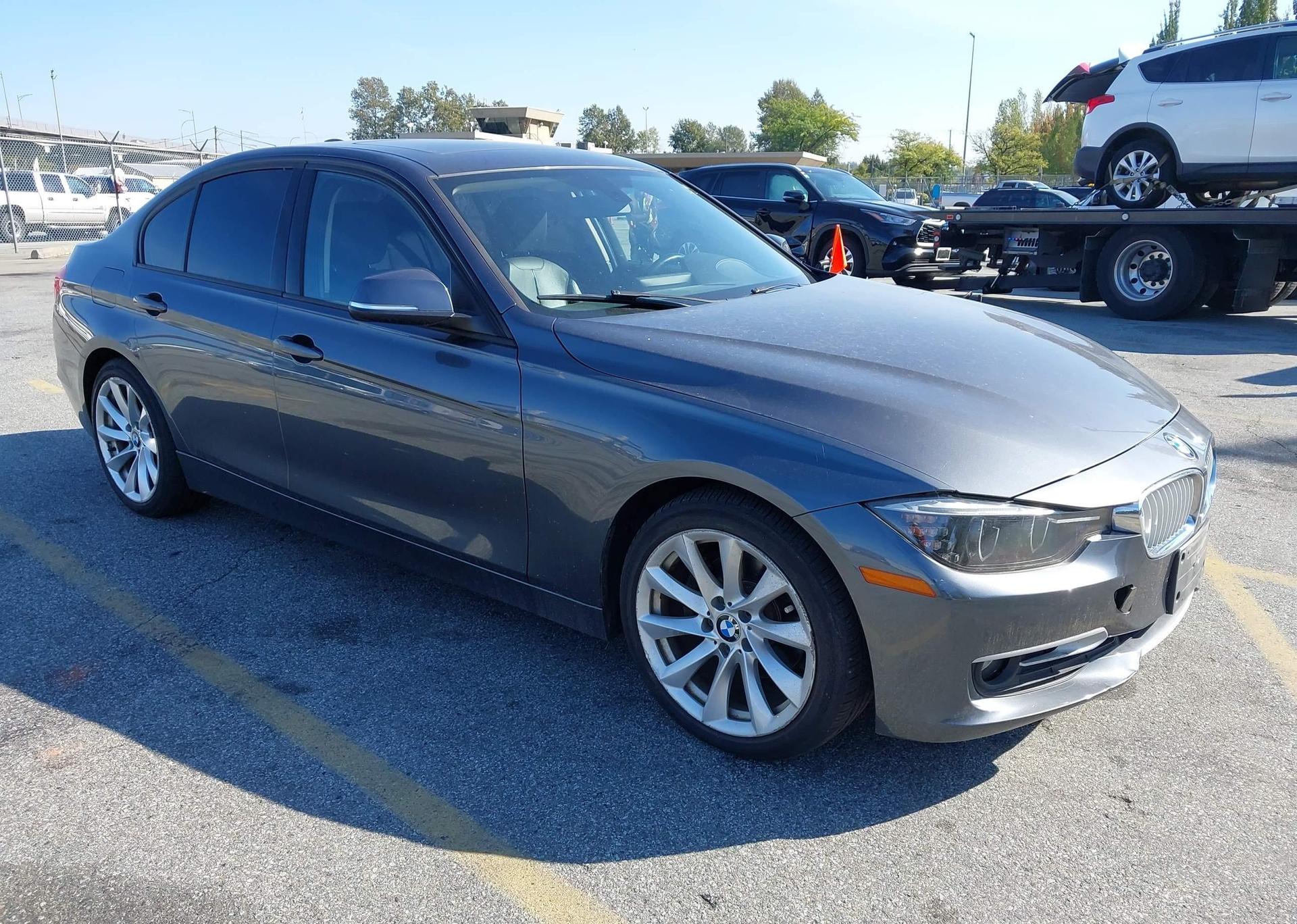 2013 BMW 320I