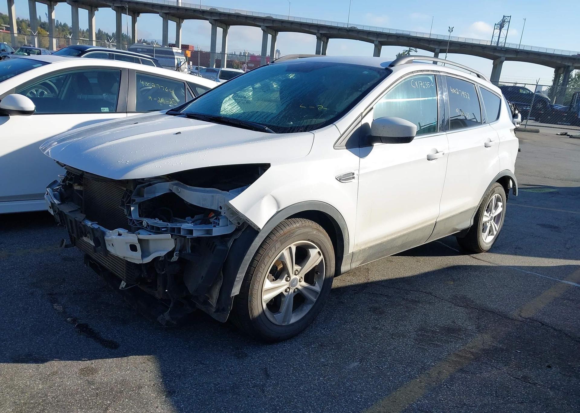 2016 FORD ESCAPE SE
