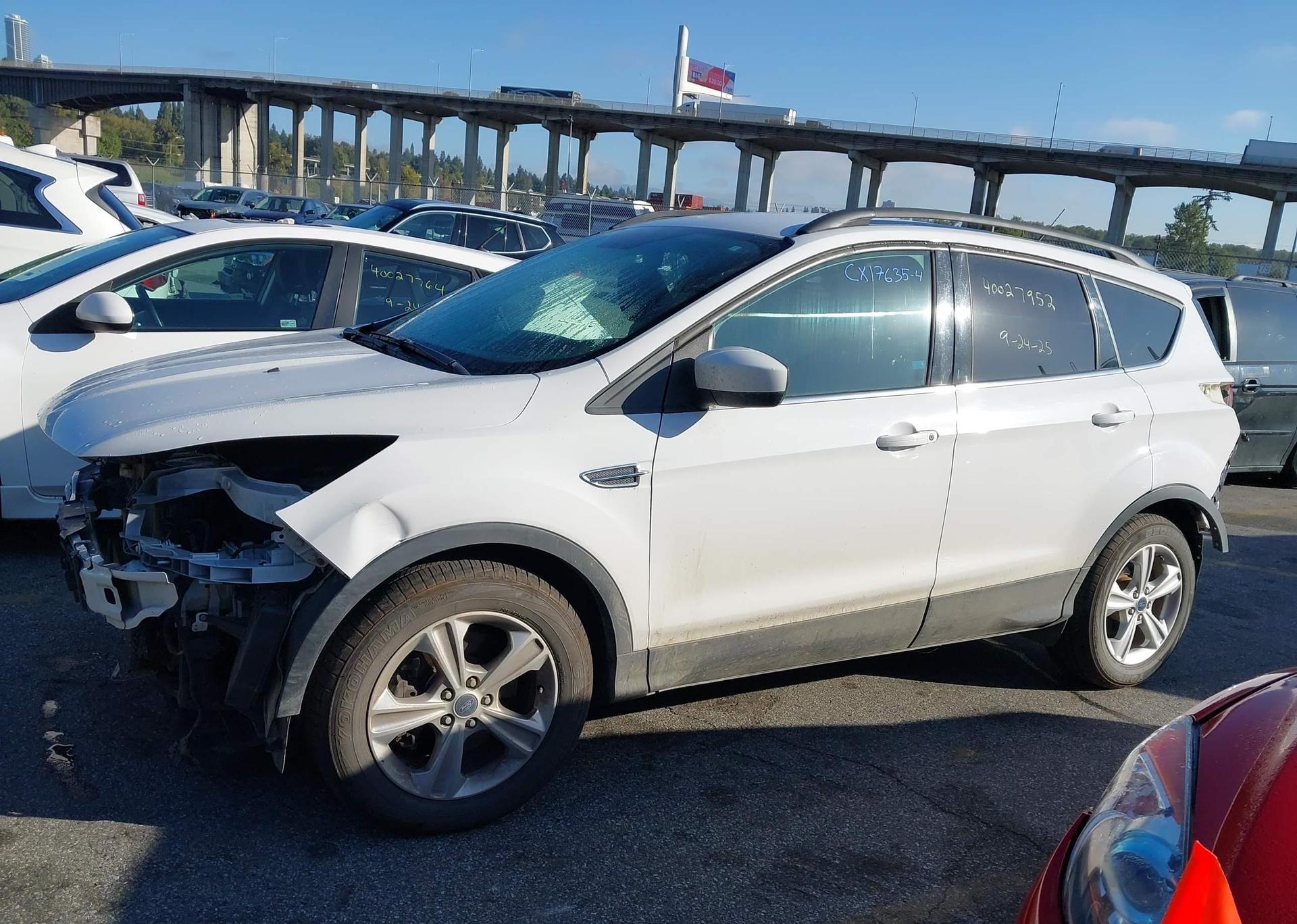 2016 FORD ESCAPE SE