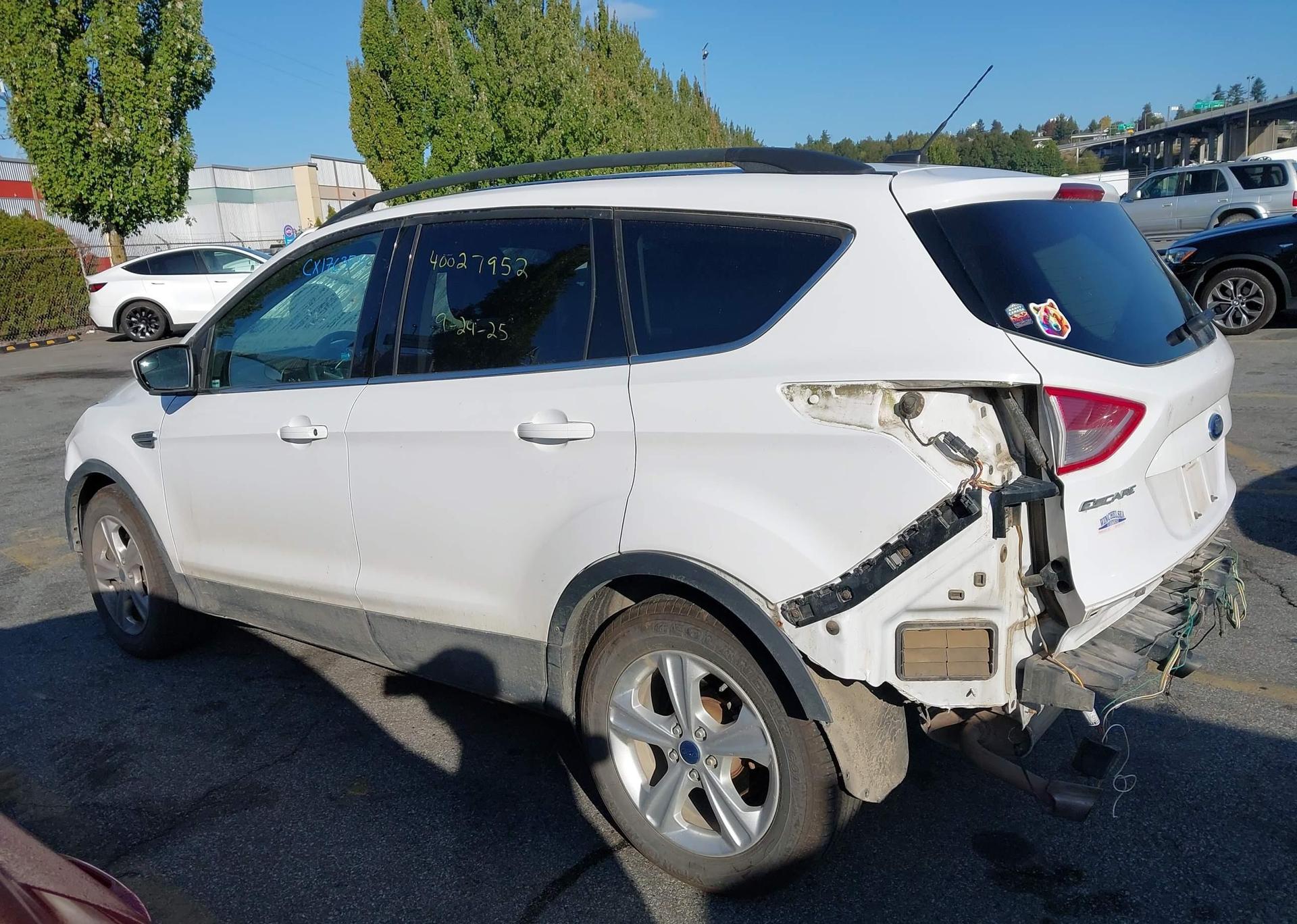 2016 FORD ESCAPE SE