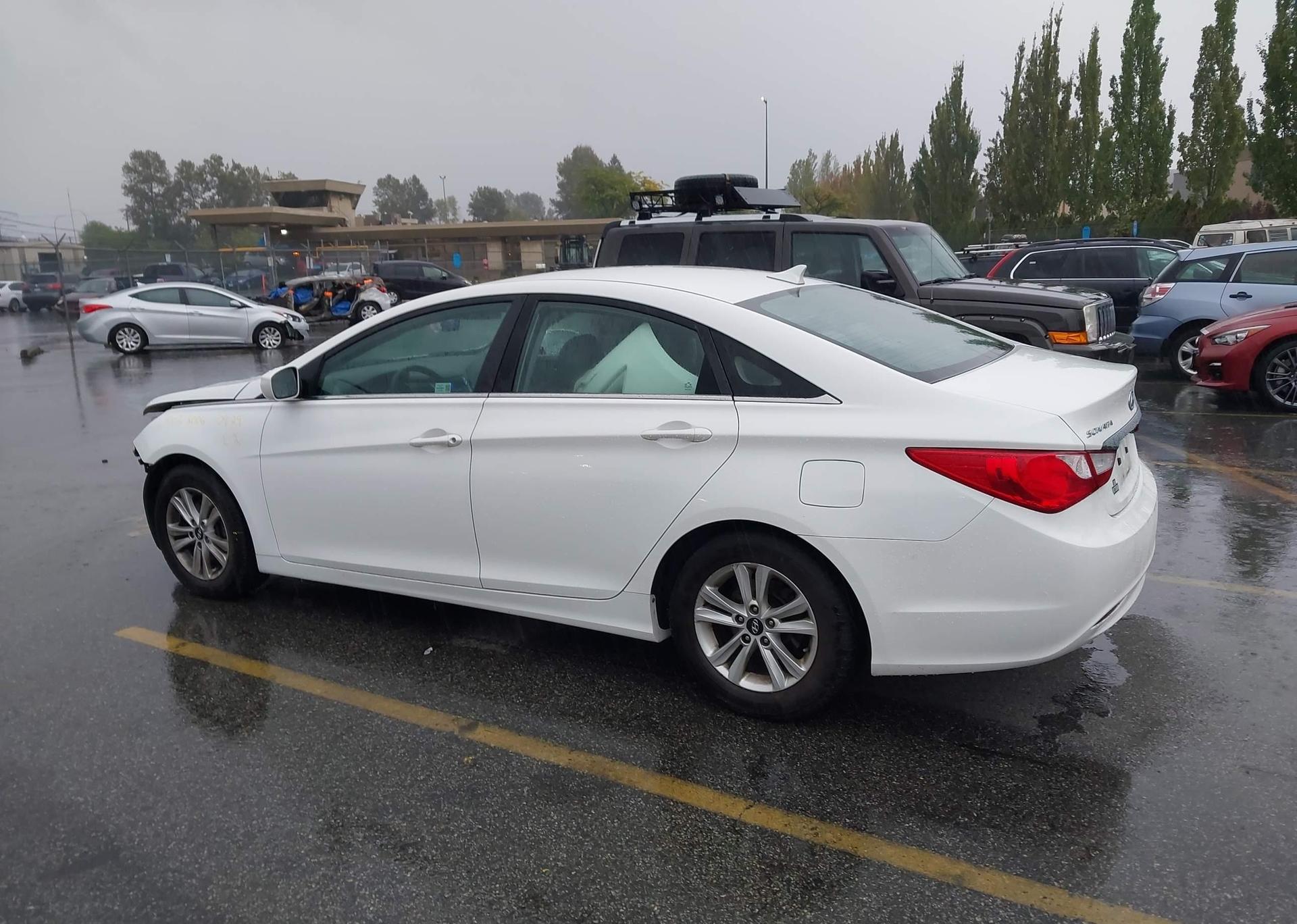 2013 HYUNDAI SONATA GLS