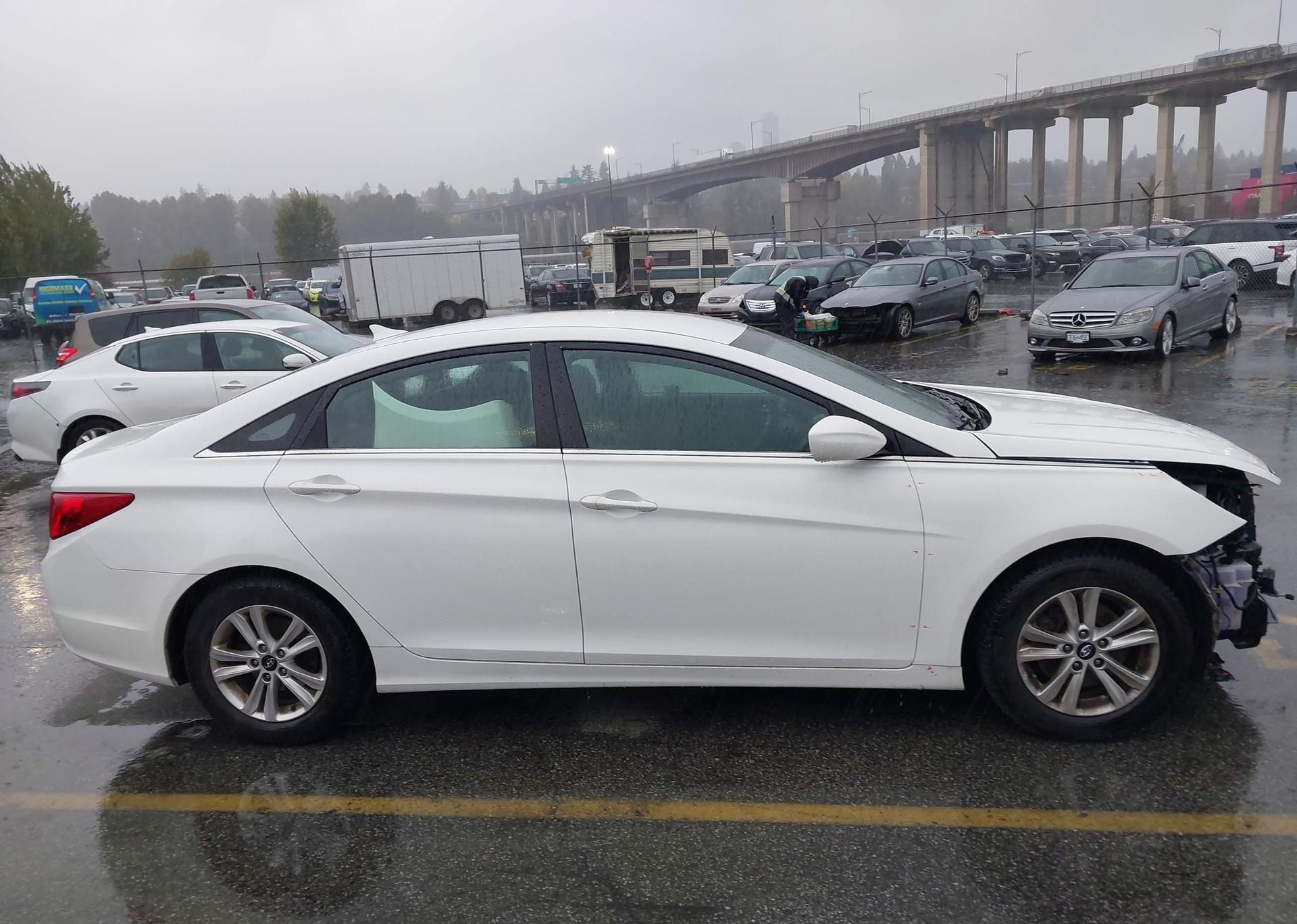2013 HYUNDAI SONATA GLS