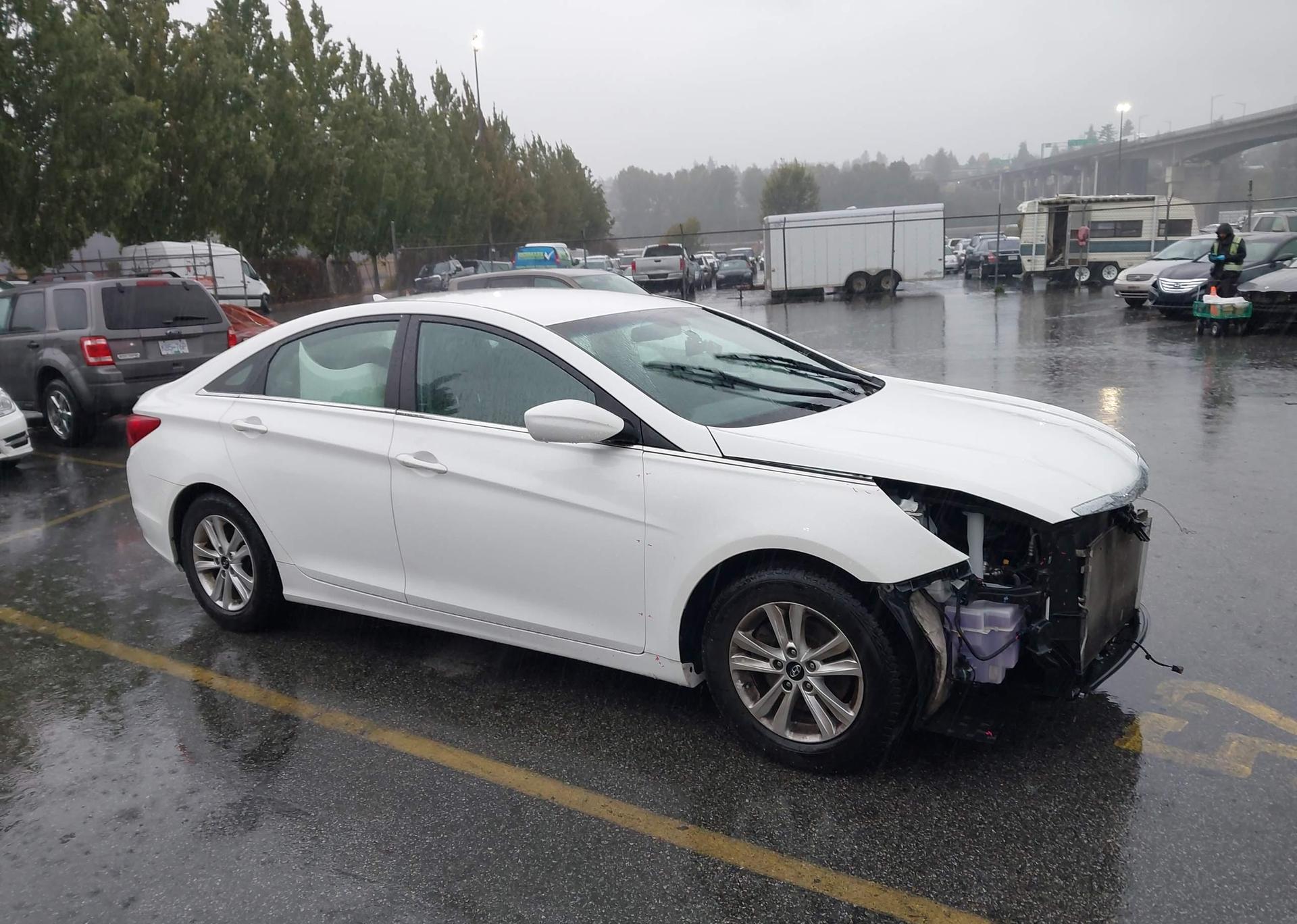 2013 HYUNDAI SONATA GLS