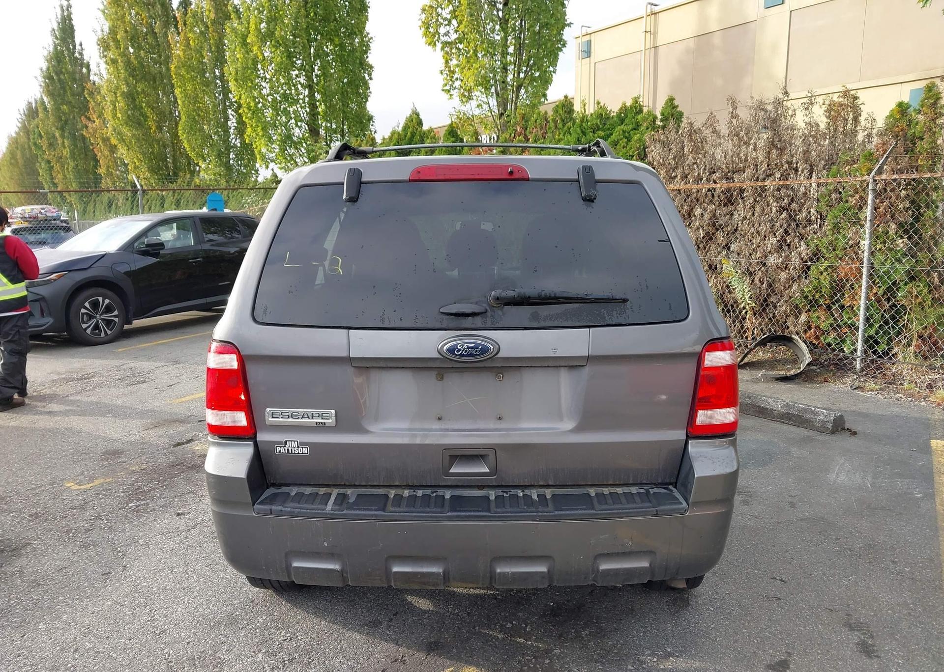 2011 FORD ESCAPE XLT