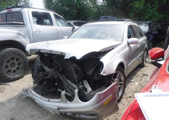 2003 MERCEDES-BENZ E 220