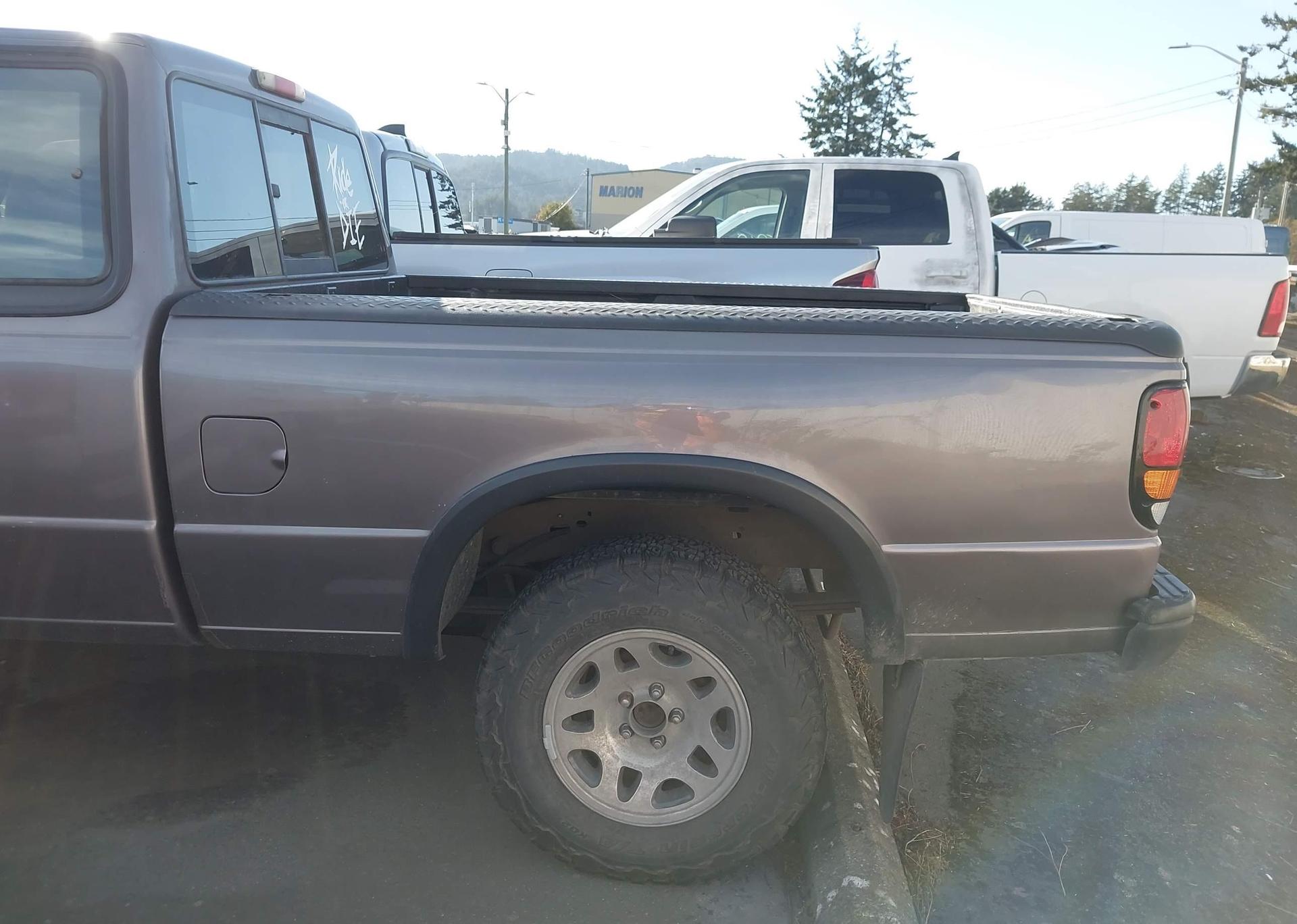 1997 MAZDA B4000