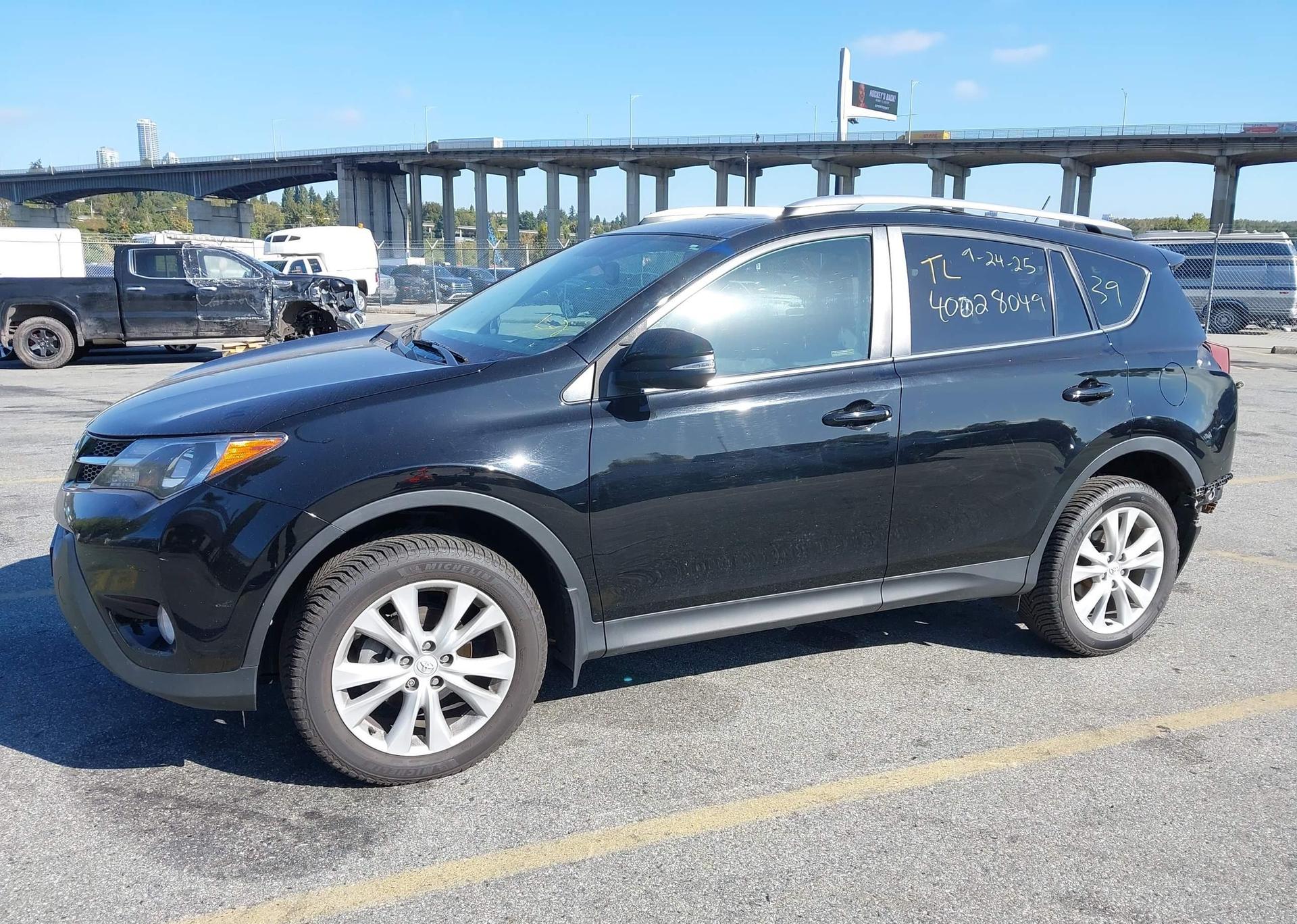 2015 TOYOTA RAV4