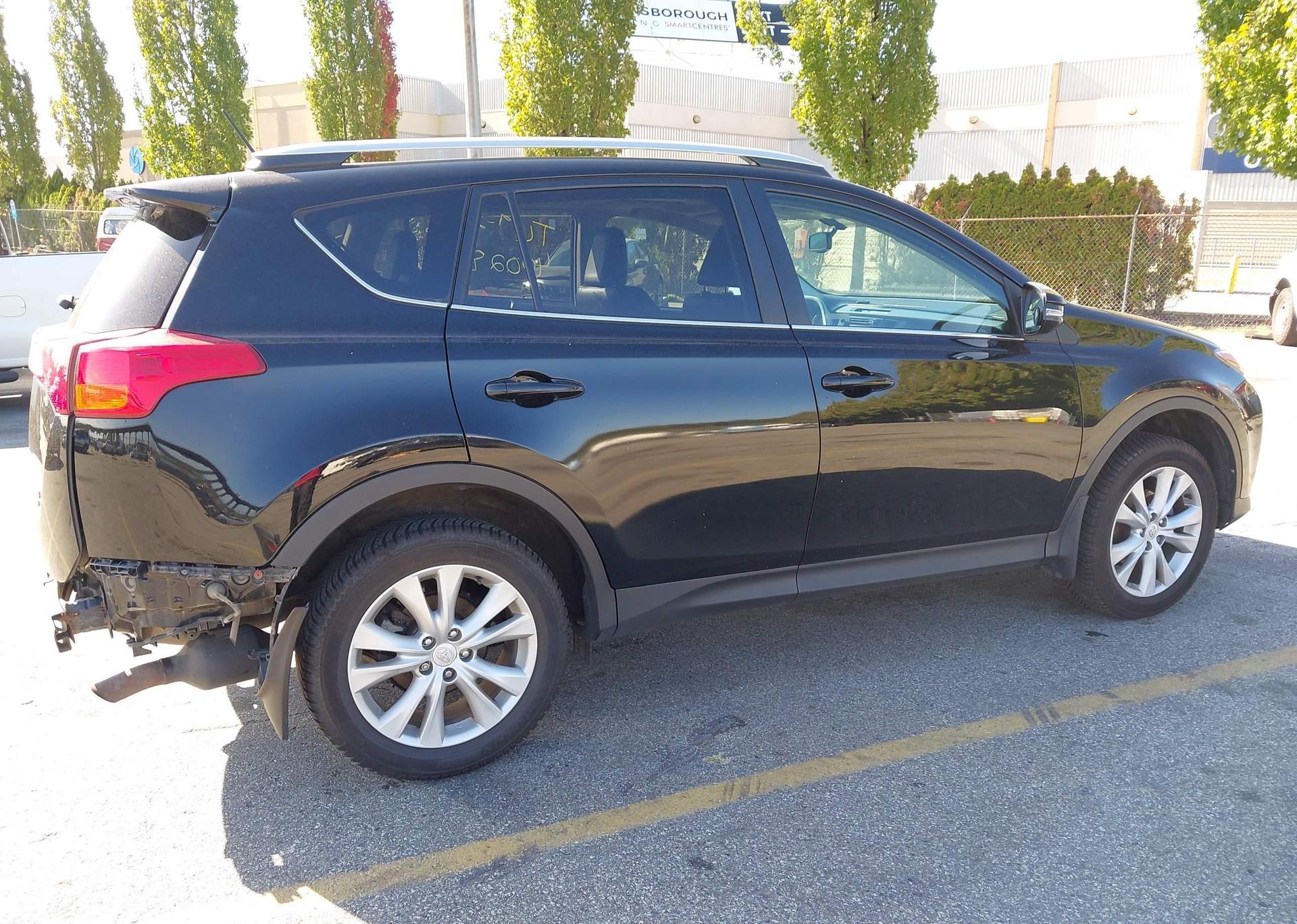 2015 TOYOTA RAV4