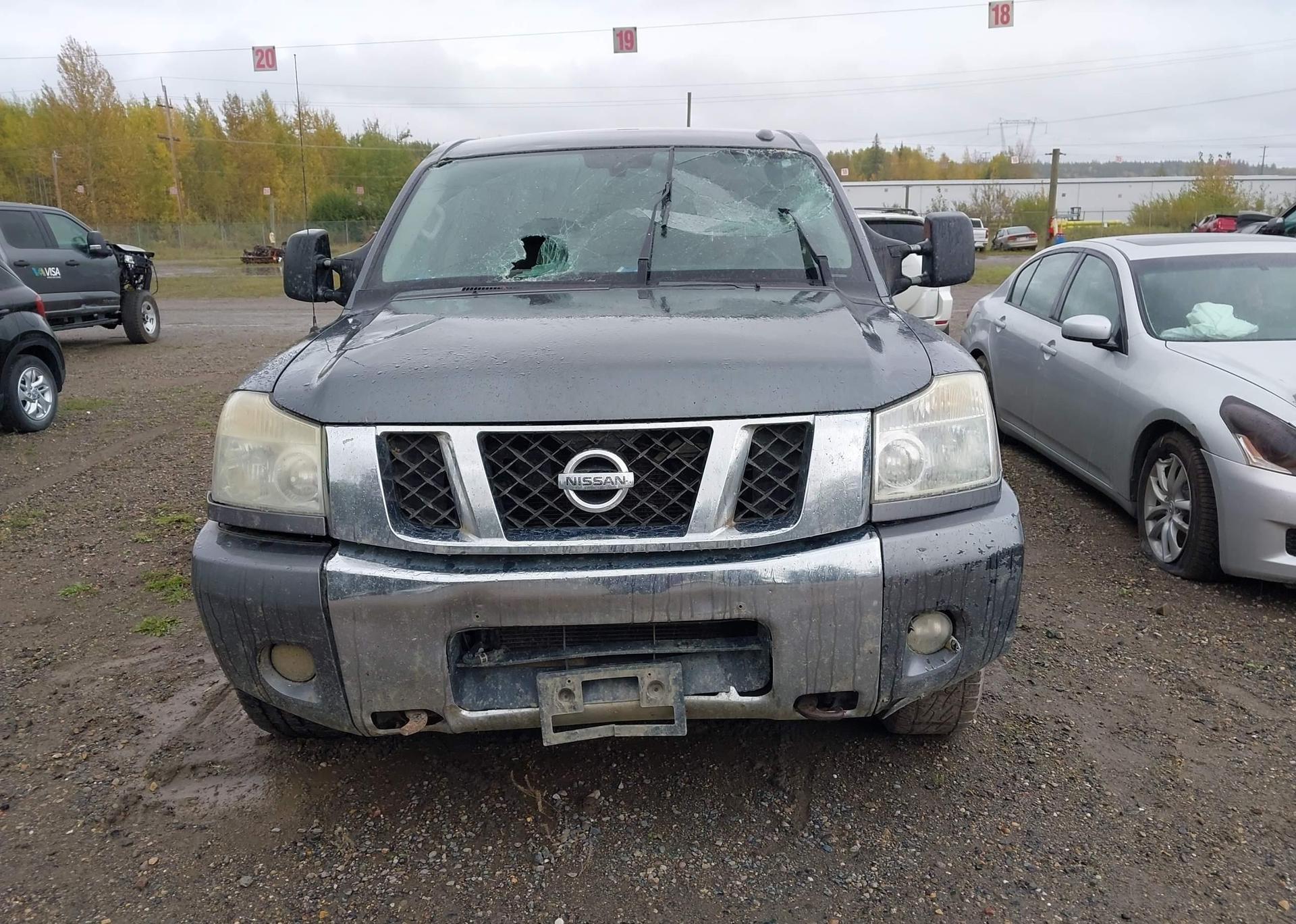 2014 NISSAN TITAN