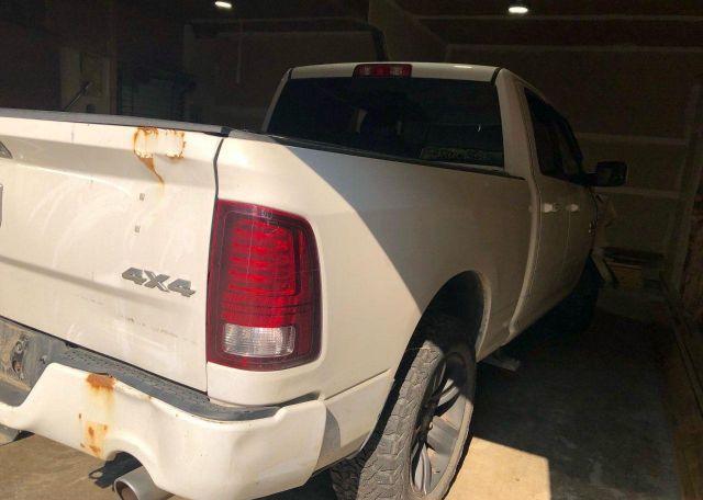 2016 RAM 1500 SPORT