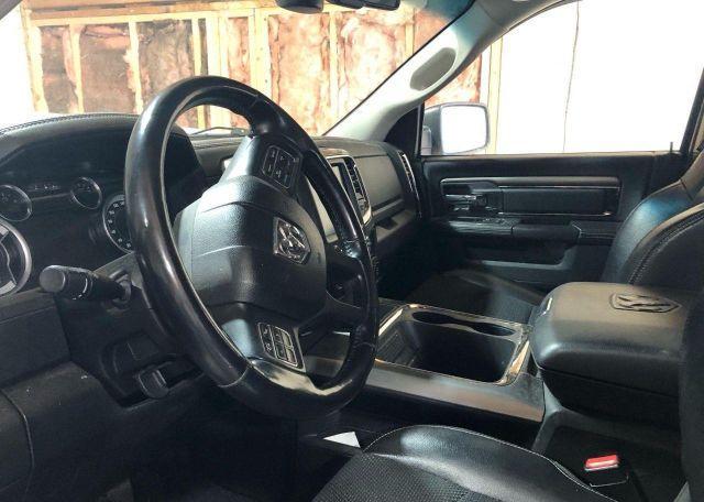 2016 RAM 1500 SPORT