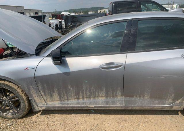 2022 ACURA TLX