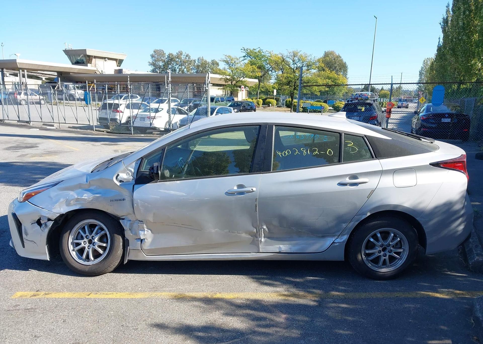 2022 TOYOTA PRIUS