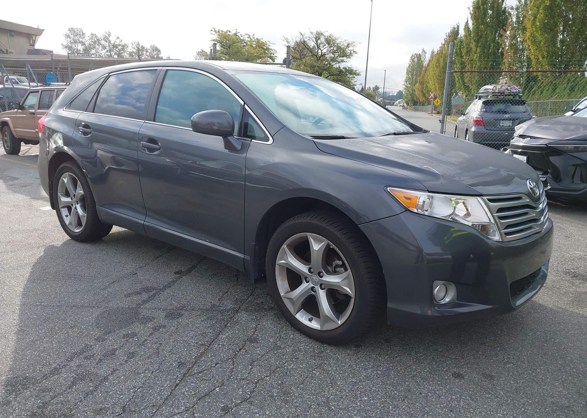 2011 TOYOTA VENZA