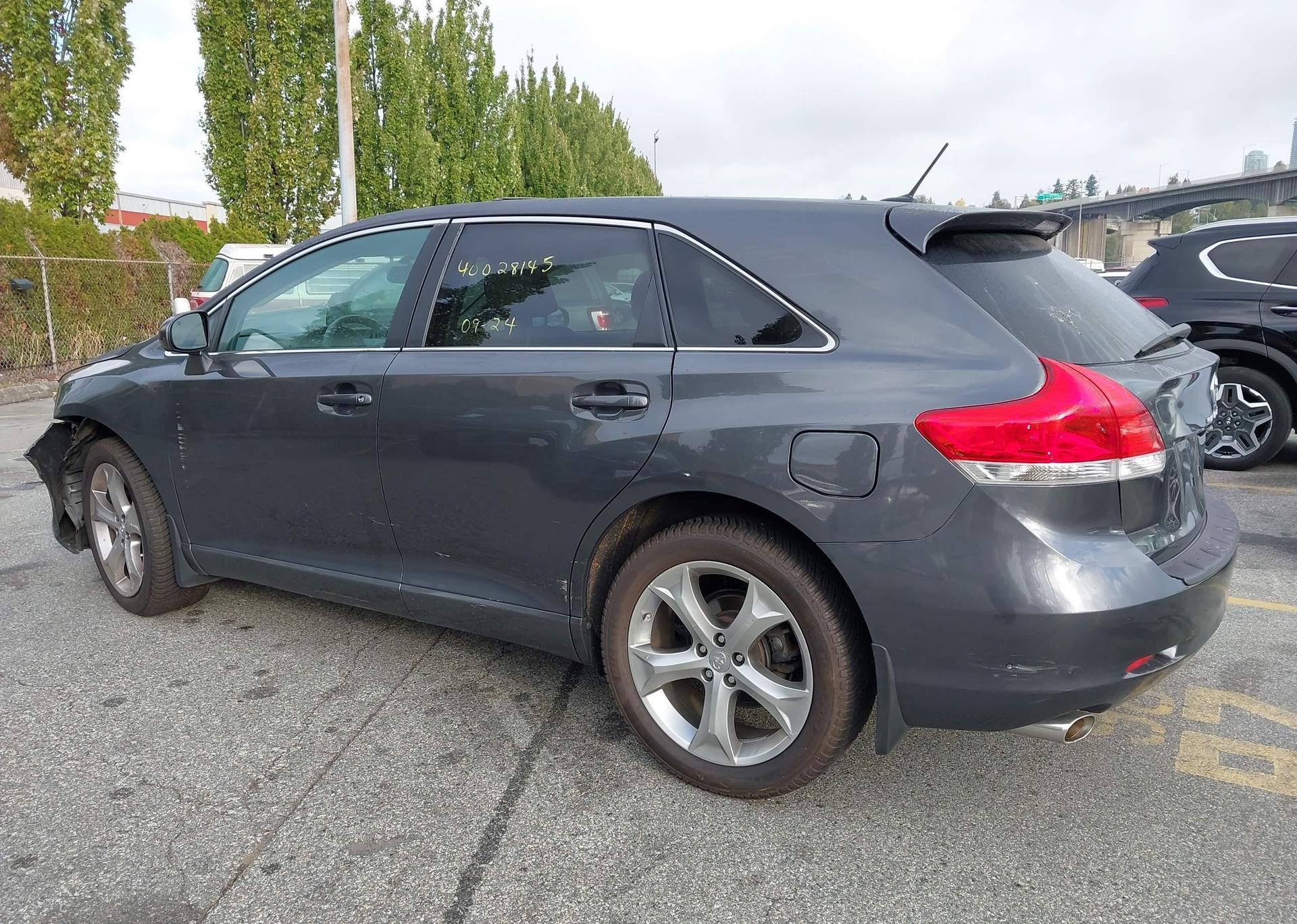 2011 TOYOTA VENZA