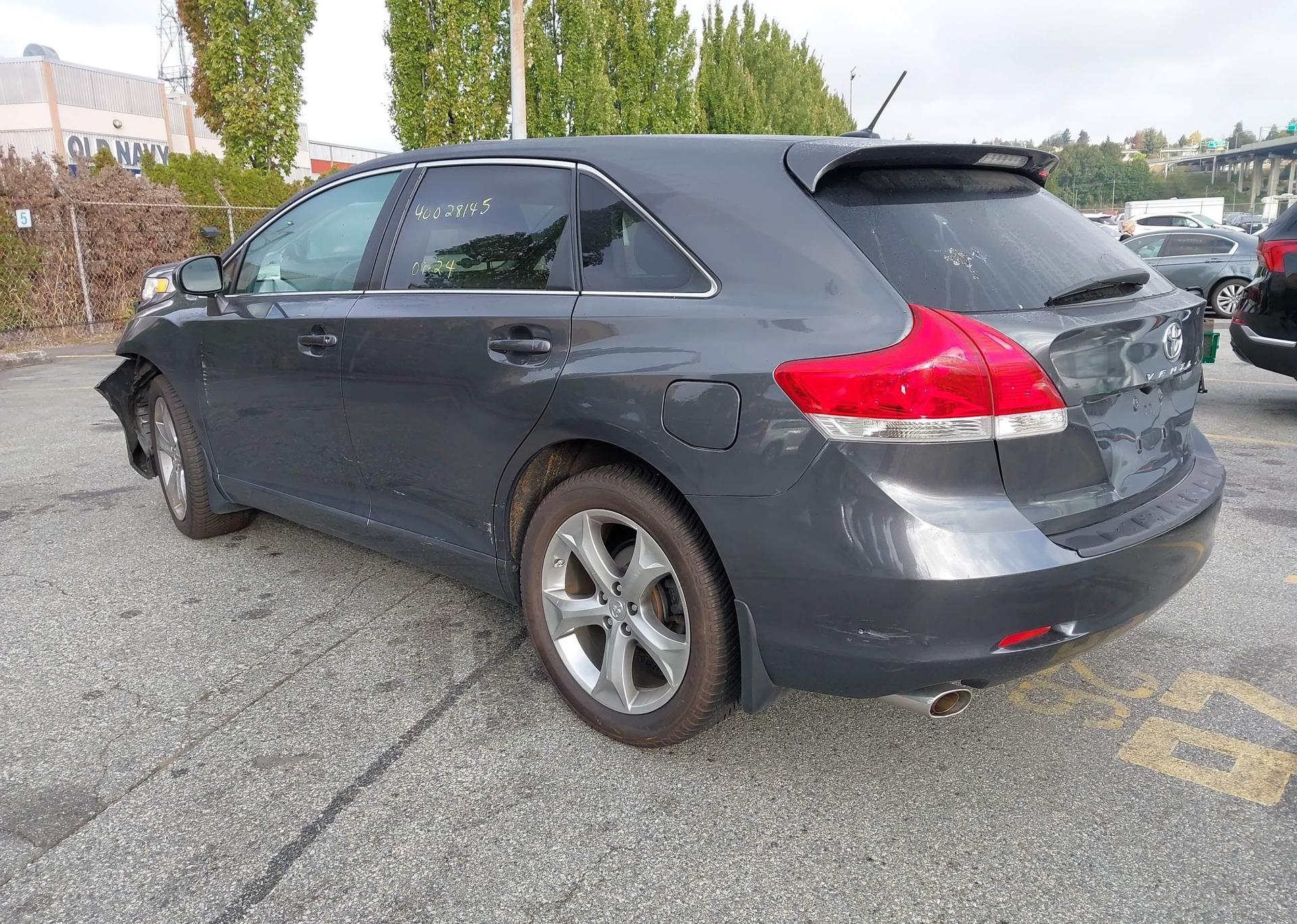 2011 TOYOTA VENZA