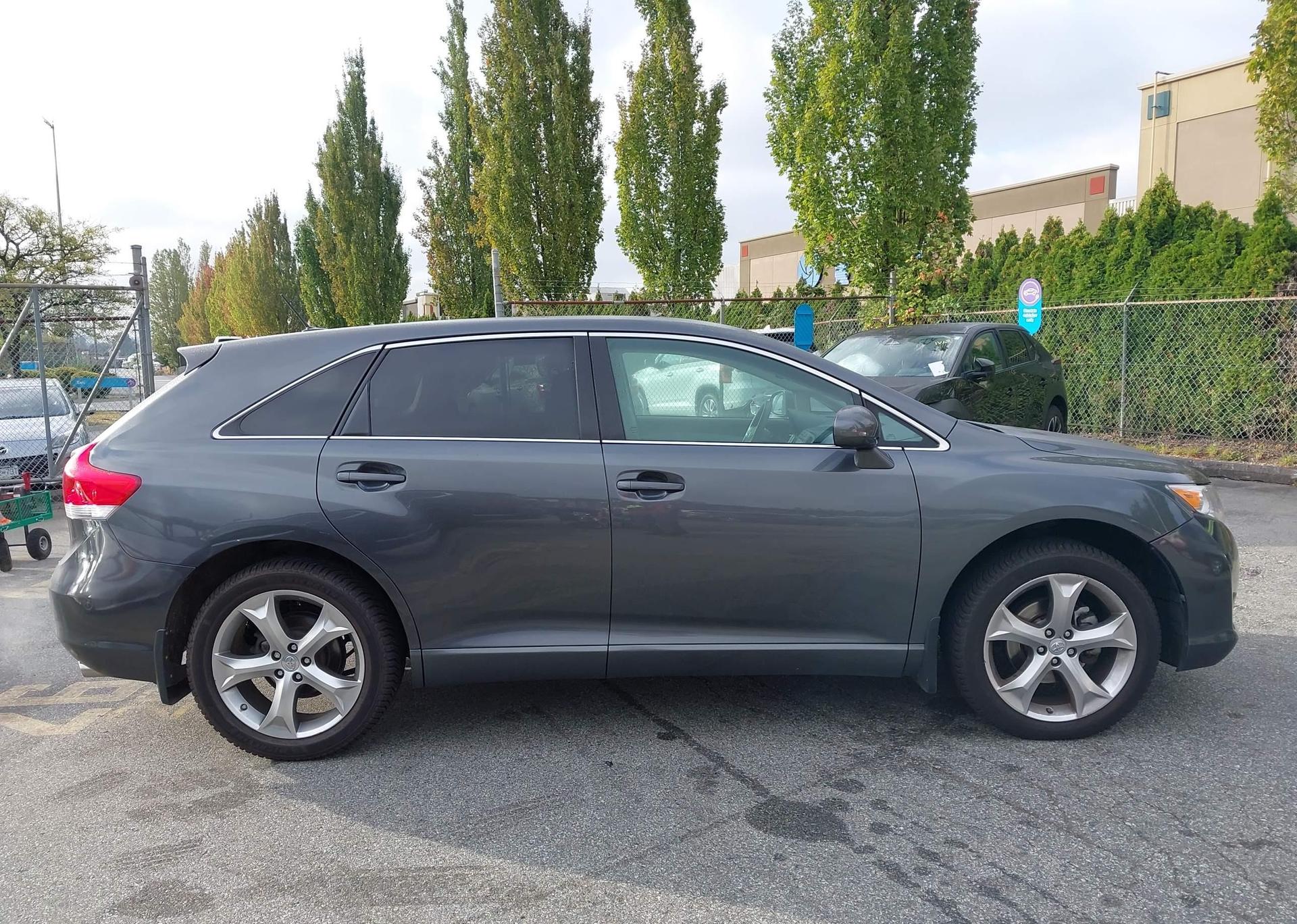2011 TOYOTA VENZA