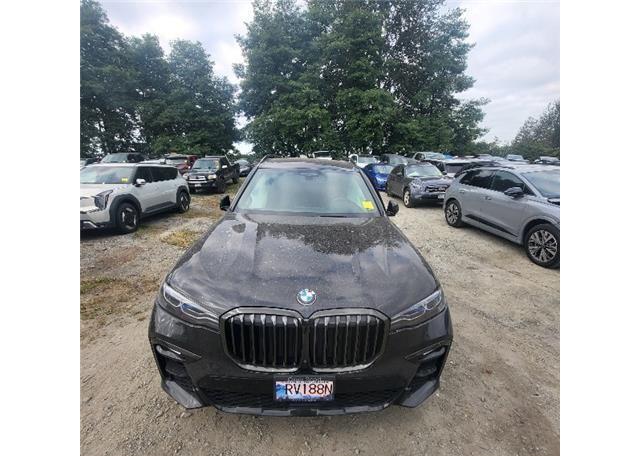 2021 BMW X7