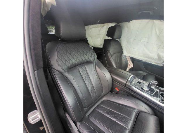 2021 BMW X7