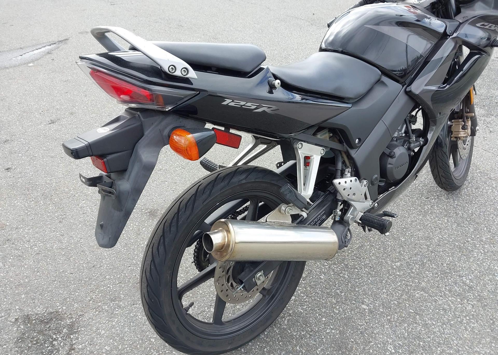 2007 HONDA CBR125-R