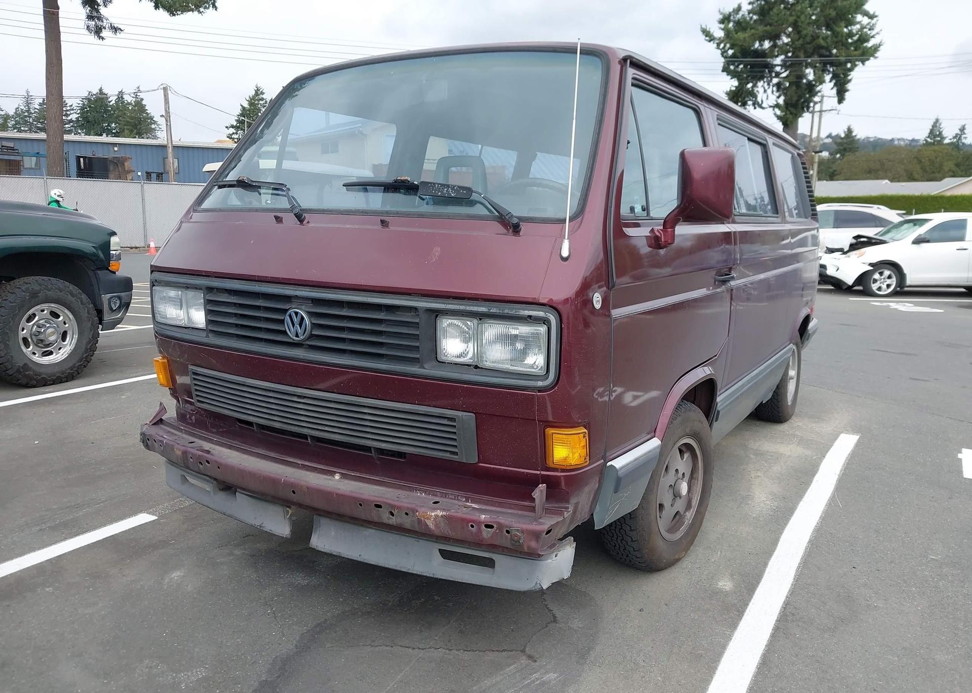 1988 VOLKSWAGEN VANAGON BUS